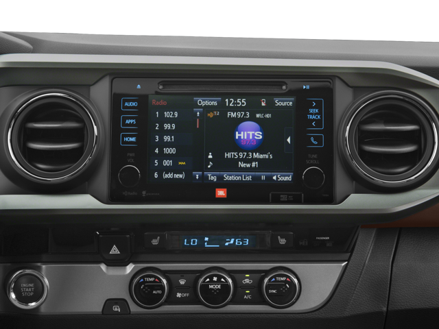 2016 Toyota Tacoma Limited photo 2