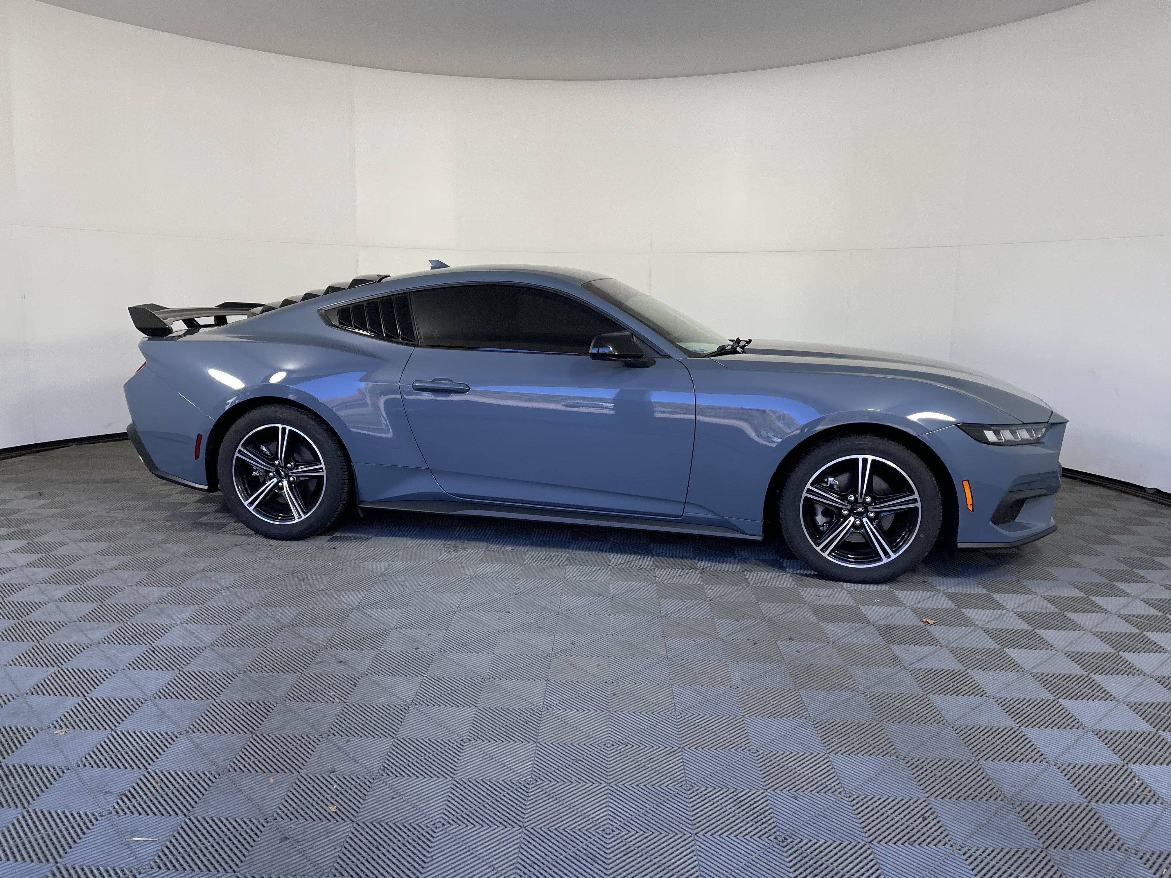 2024 Ford Mustang Base