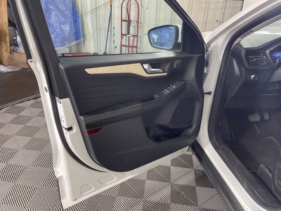 2021 Ford Escape Titanium Hybrid