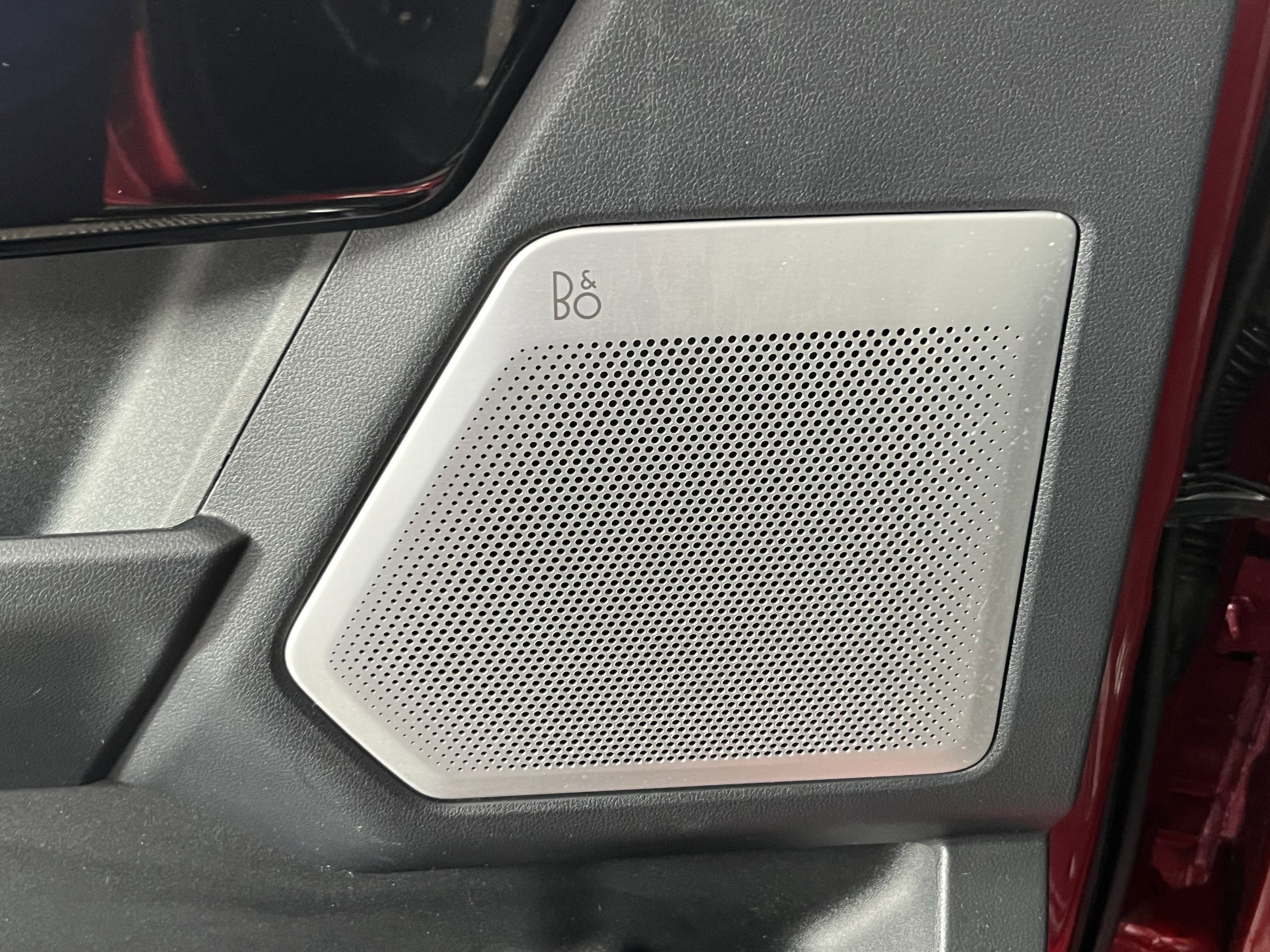 2025 Ford F-150 Lightning Platinum