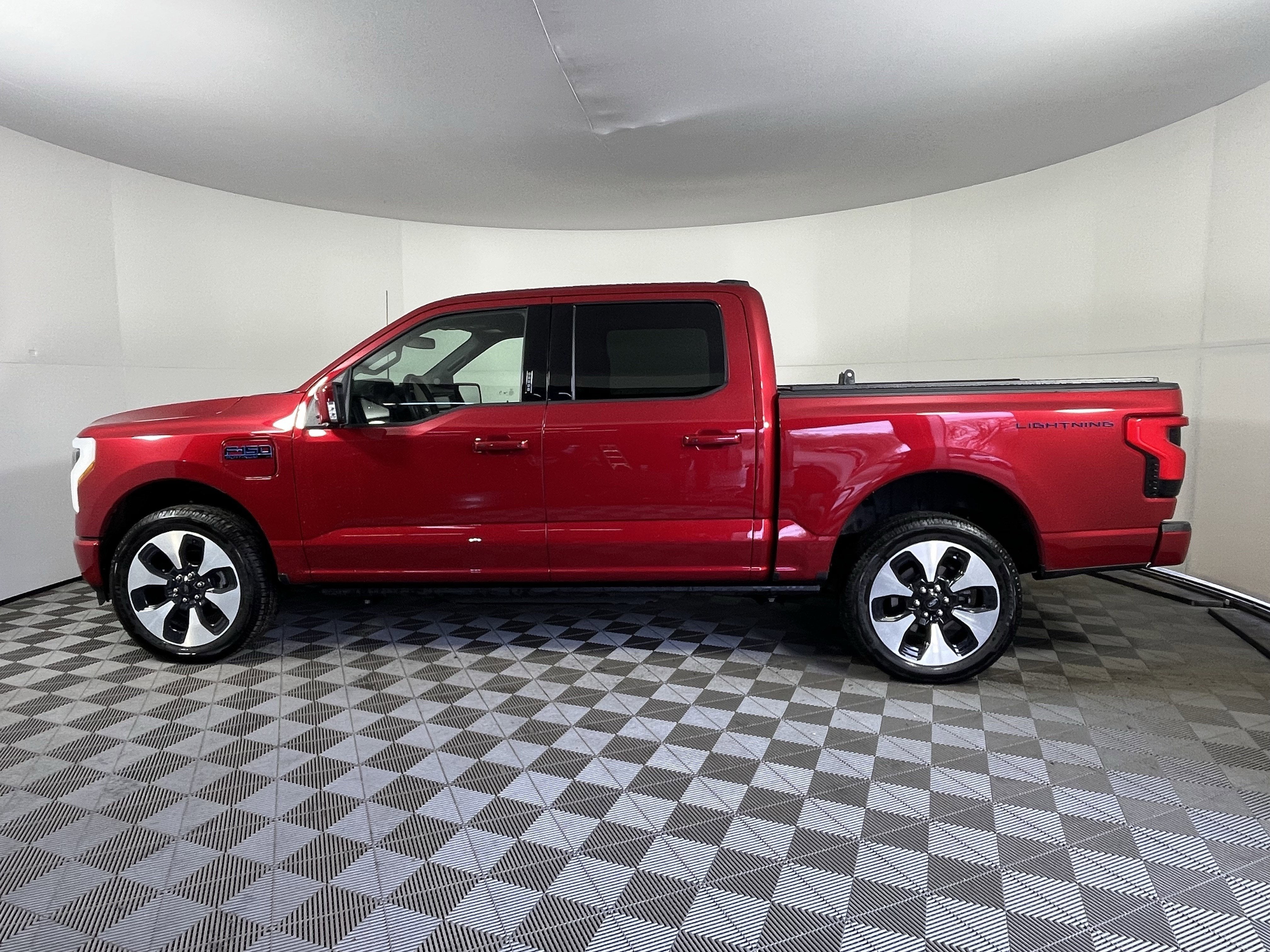 Used 2025 Ford F-150 Lightning Platinum with VIN 1FT6W7L79SWG05936 for sale in Canby, OR