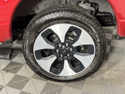 2025 Ford F-150 Lightning Platinum