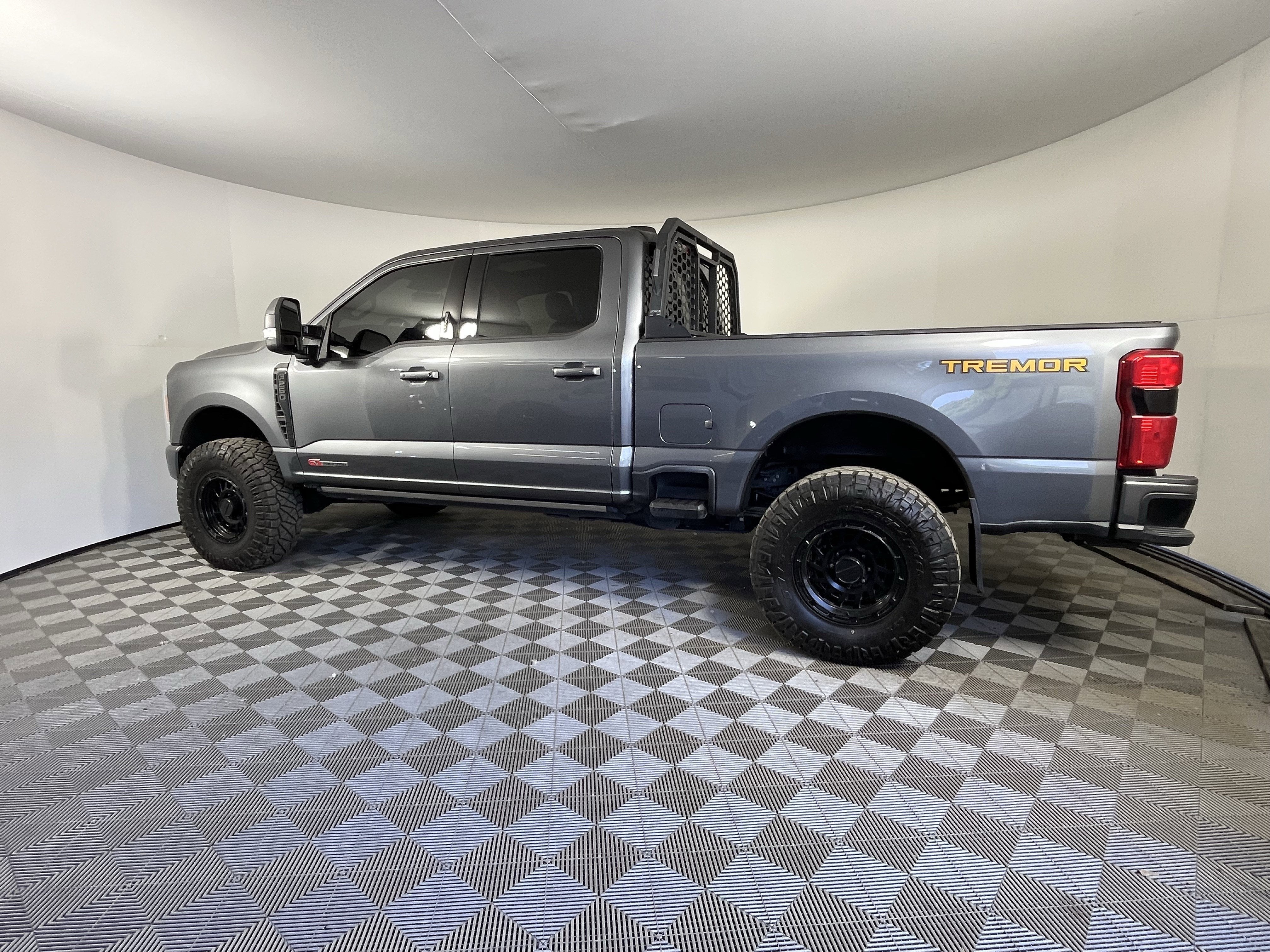 2023 Ford Super Duty F-250 SRW Super Duty