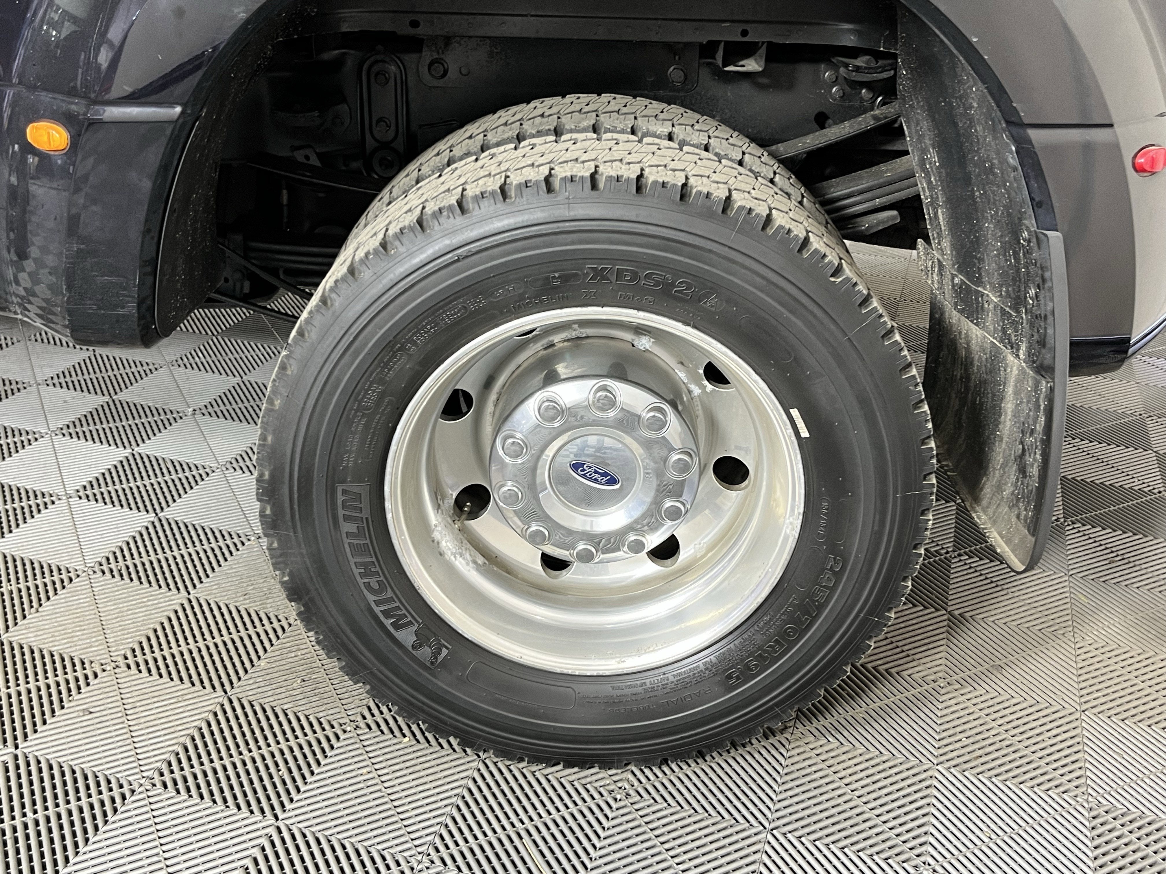 2018 Ford Super Duty F-450 DRW Base