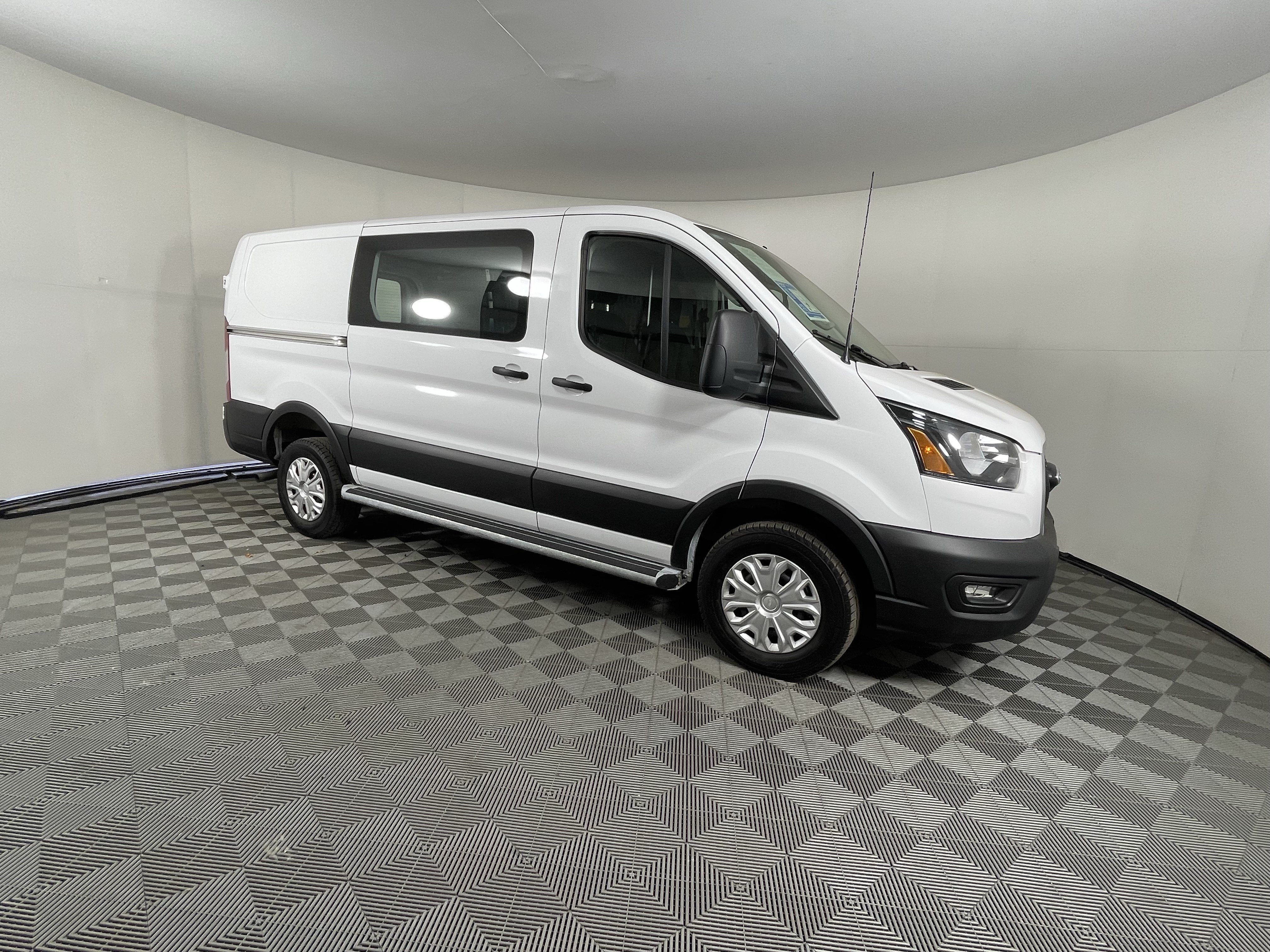 2025 Ford Transit Cargo Van Base