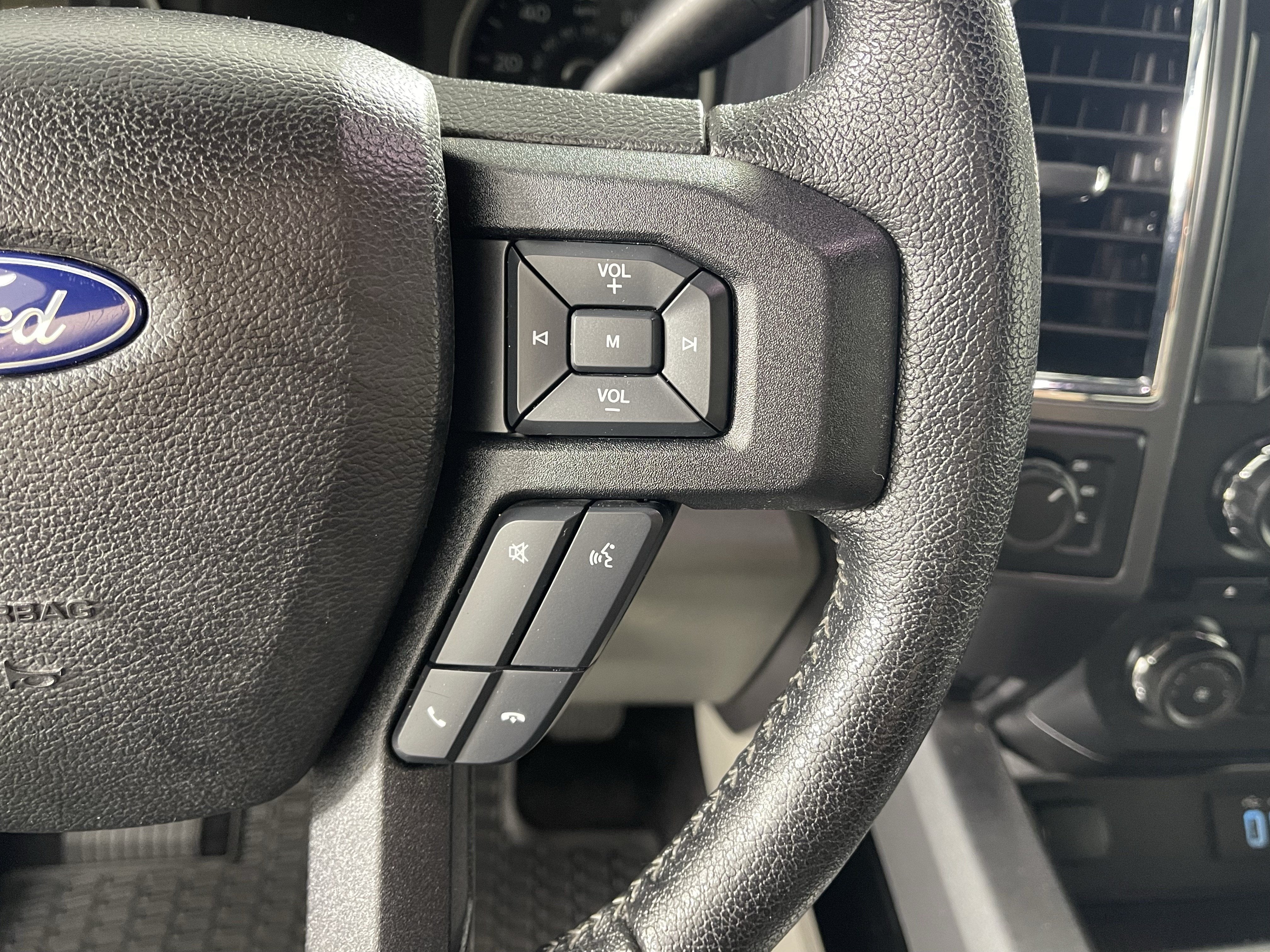2016 Ford F-150 Base