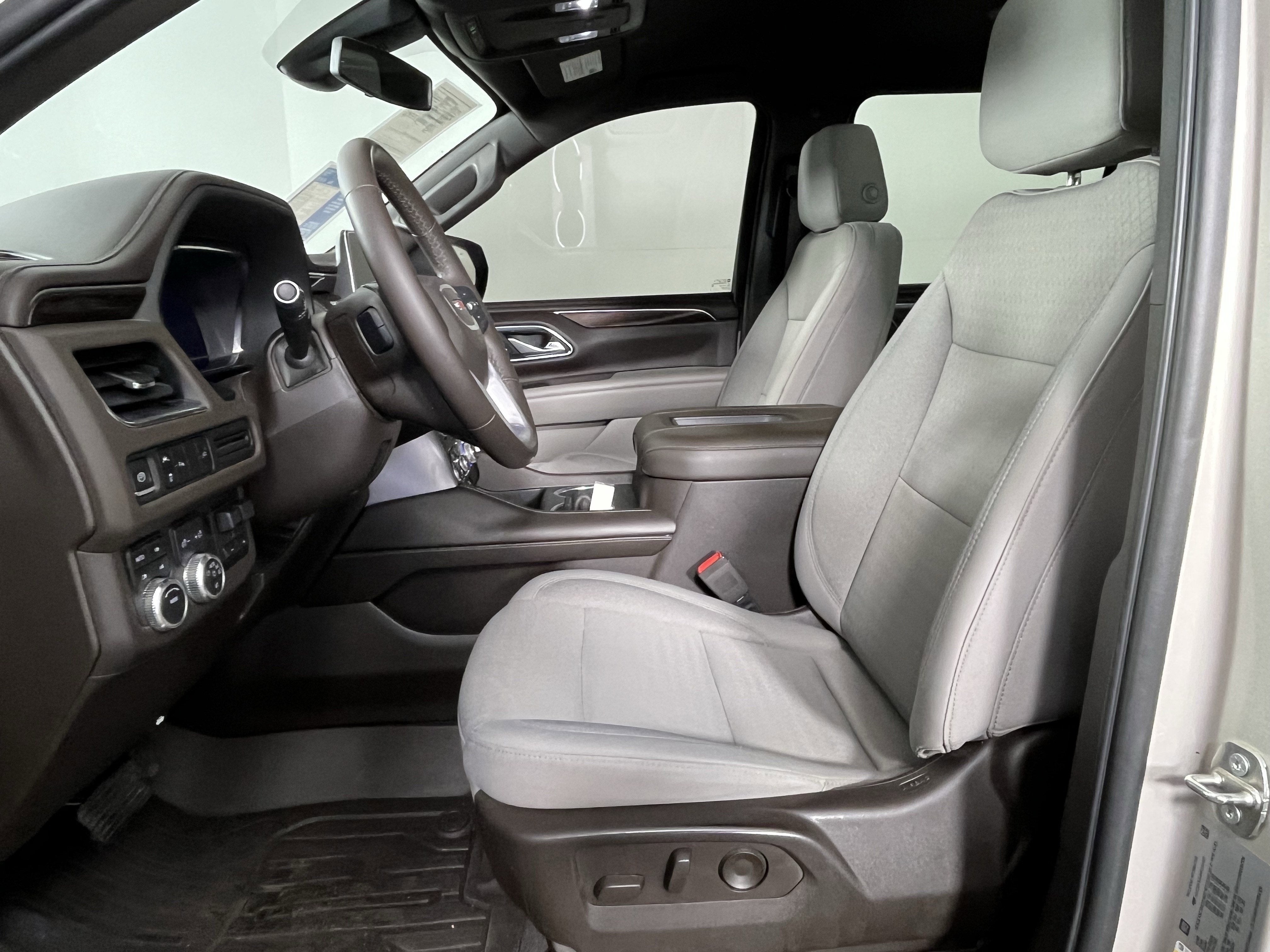 2022 GMC Yukon XL SLE