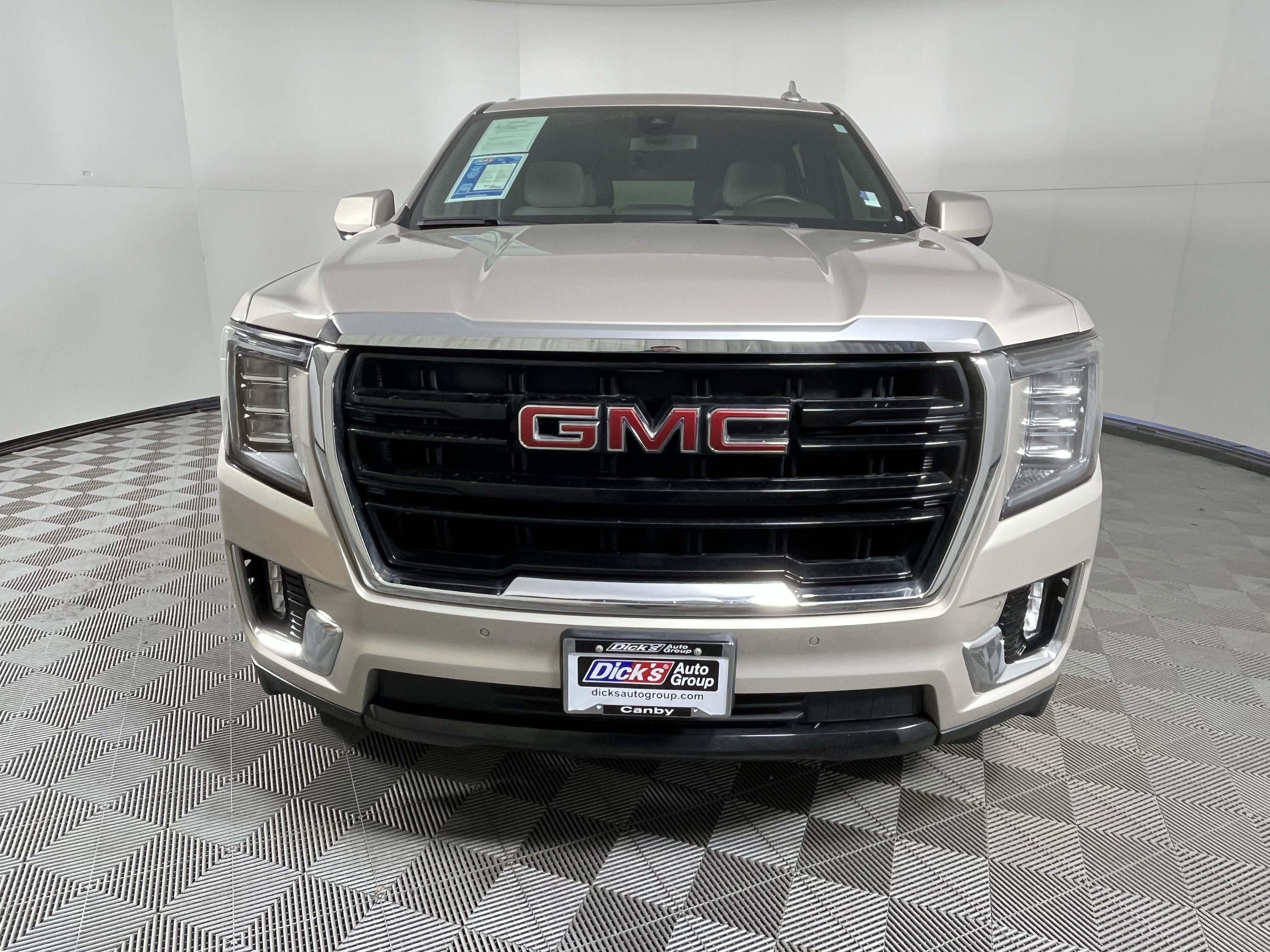 2022 GMC Yukon XL SLE
