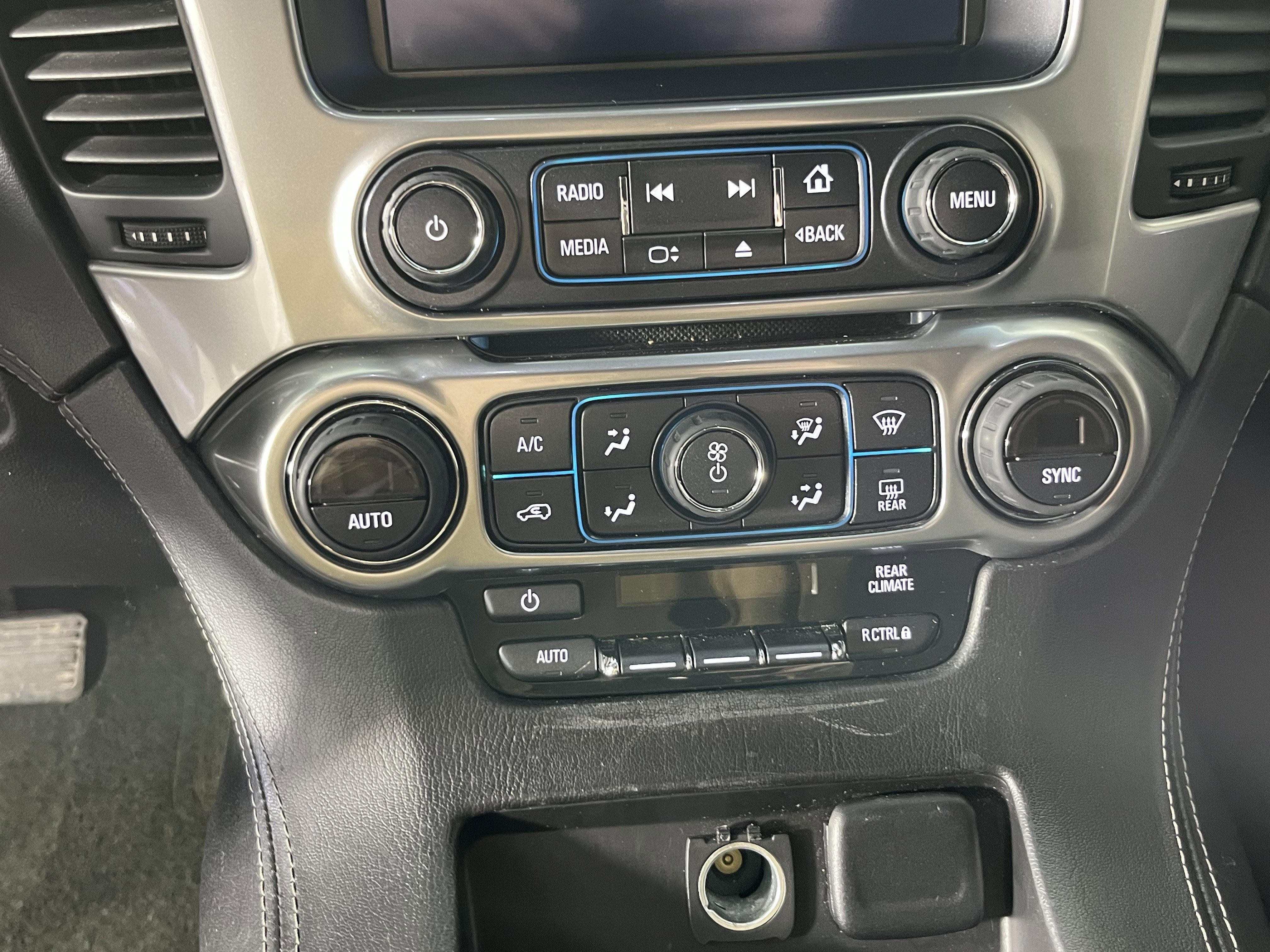 2016 Chevrolet Suburban LS