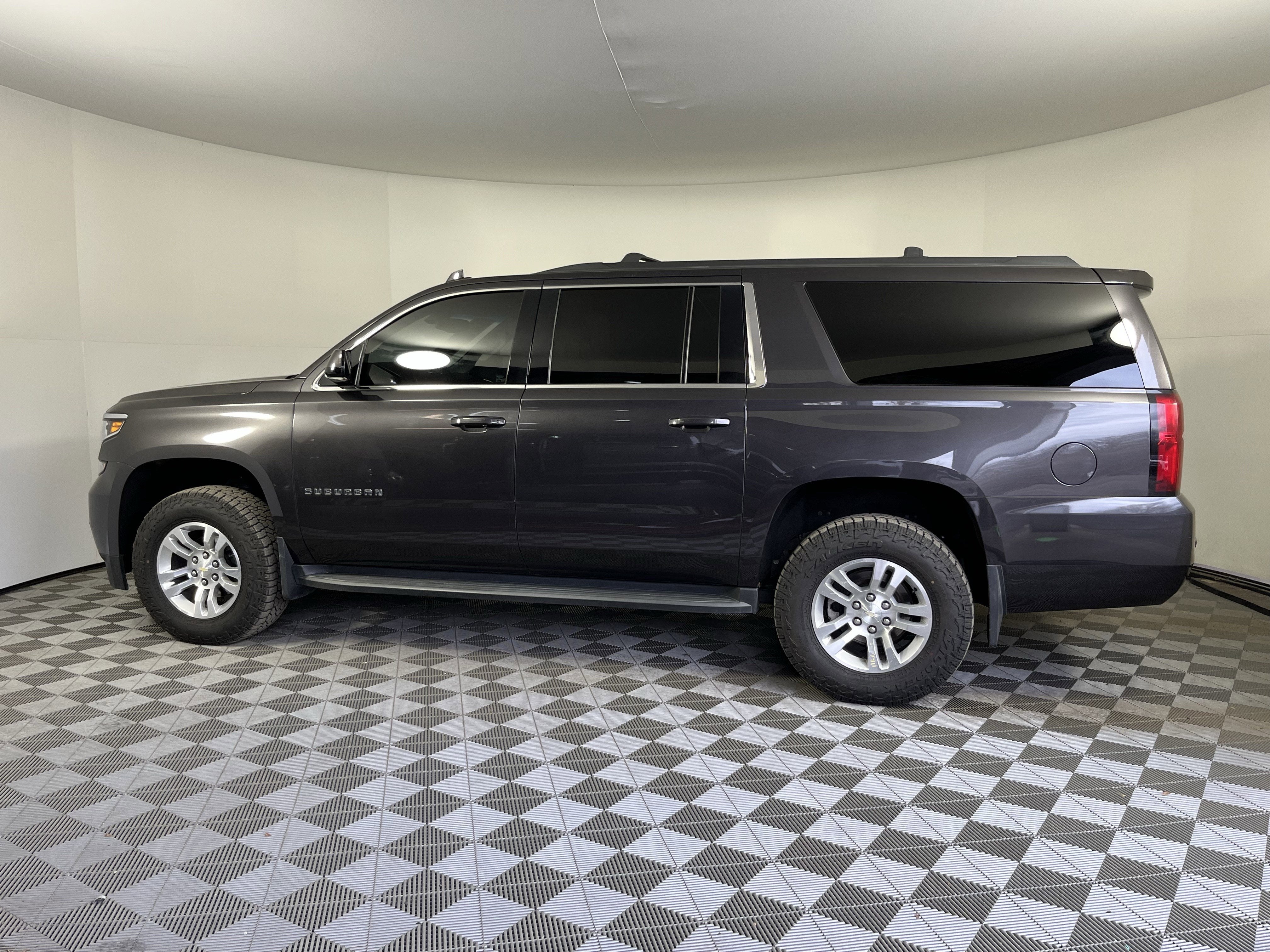 Used 2016 Chevrolet Suburban LS with VIN 1GNSKGKC0GR290353 for sale in Canby, OR