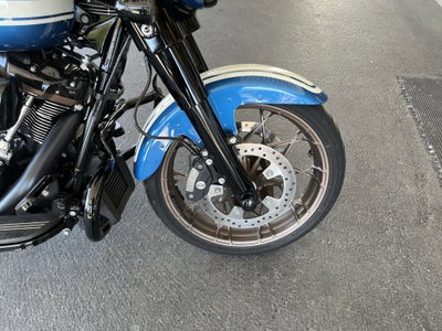 2023 harley street glide Base