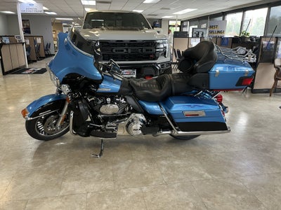 2011 harley-davidson ultra classic limited Base
