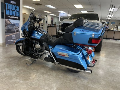 2011 harley-davidson ultra classic limited Base