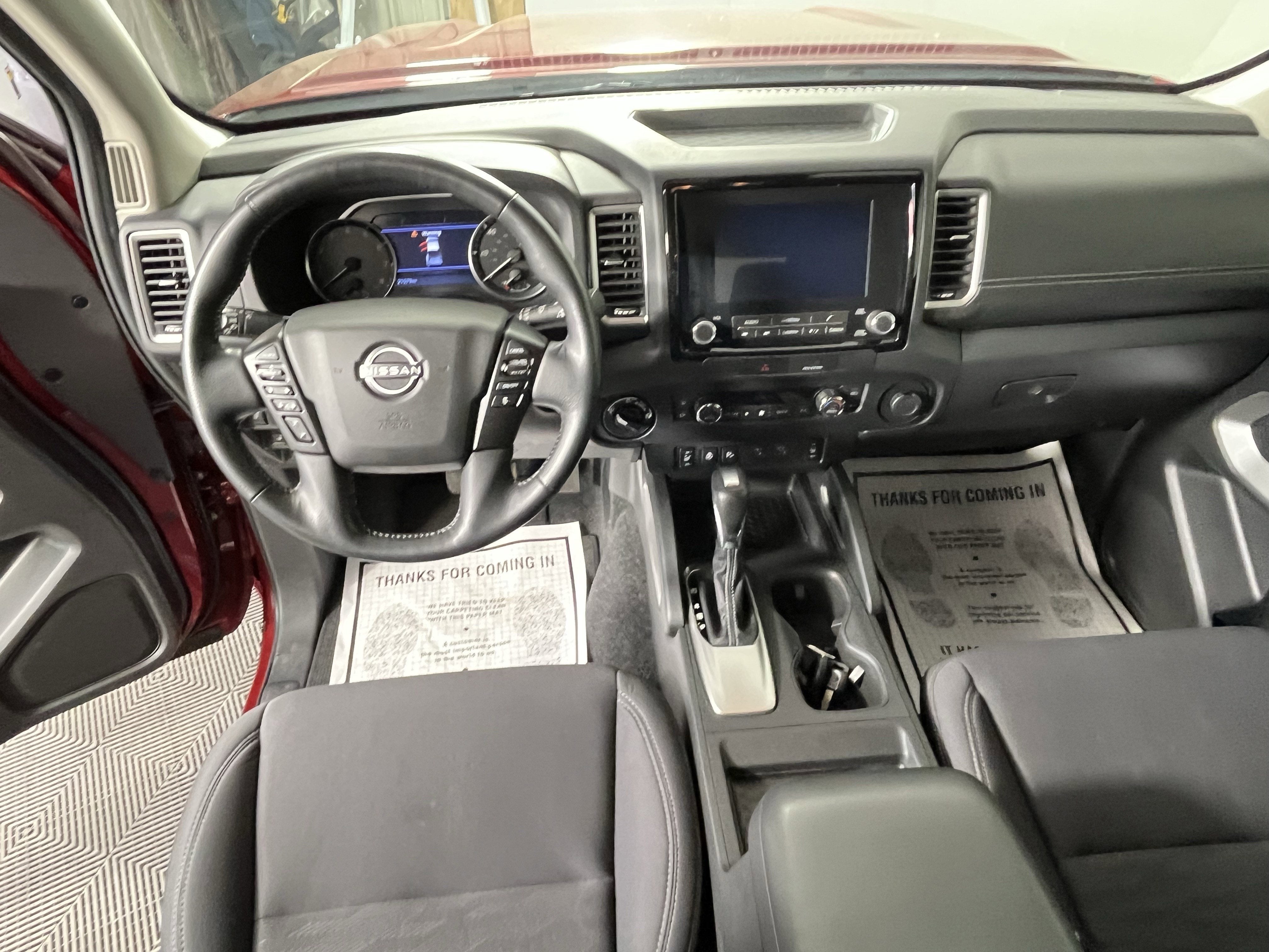 2022 Nissan Frontier SV