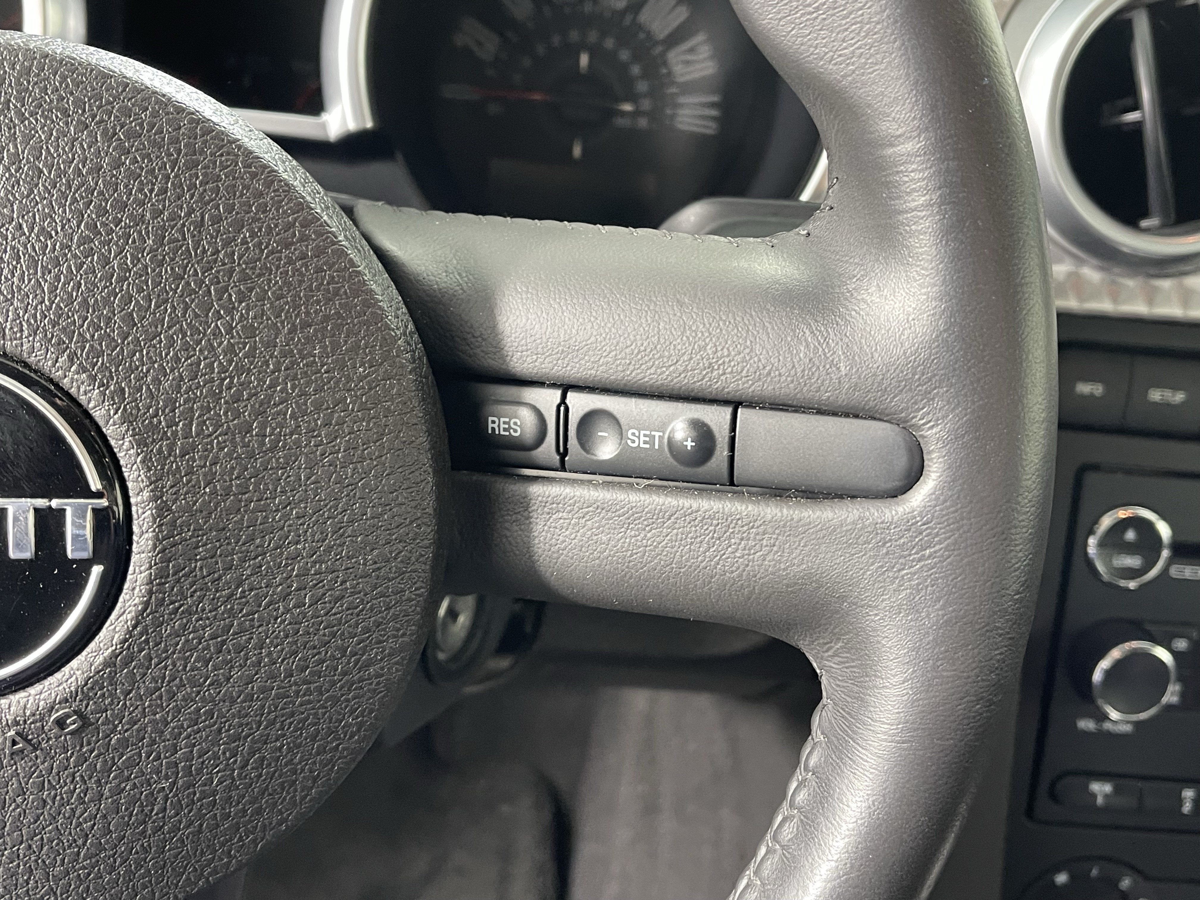 2008 Ford Mustang Base