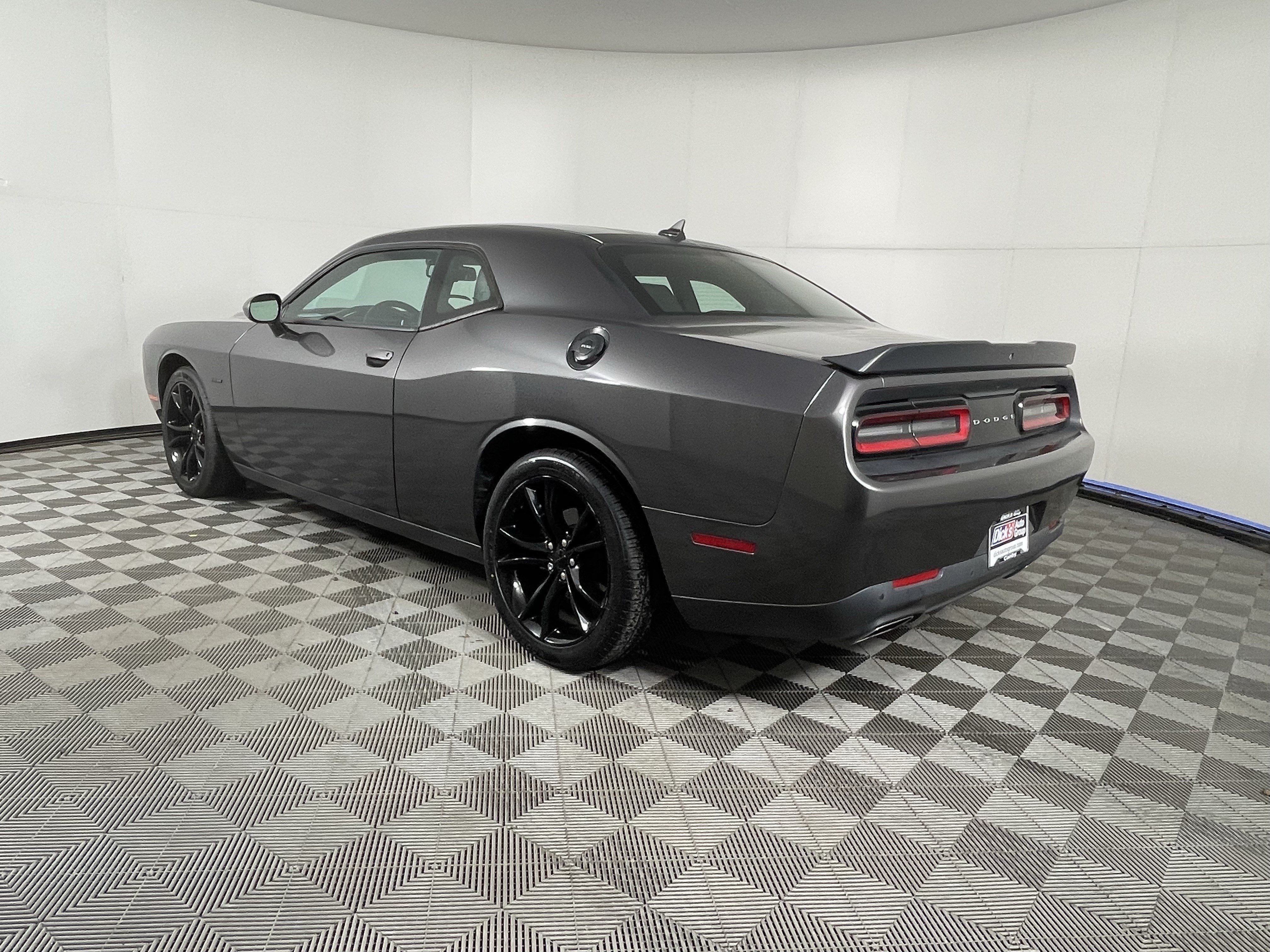 2016 Dodge Challenger R/T Plus
