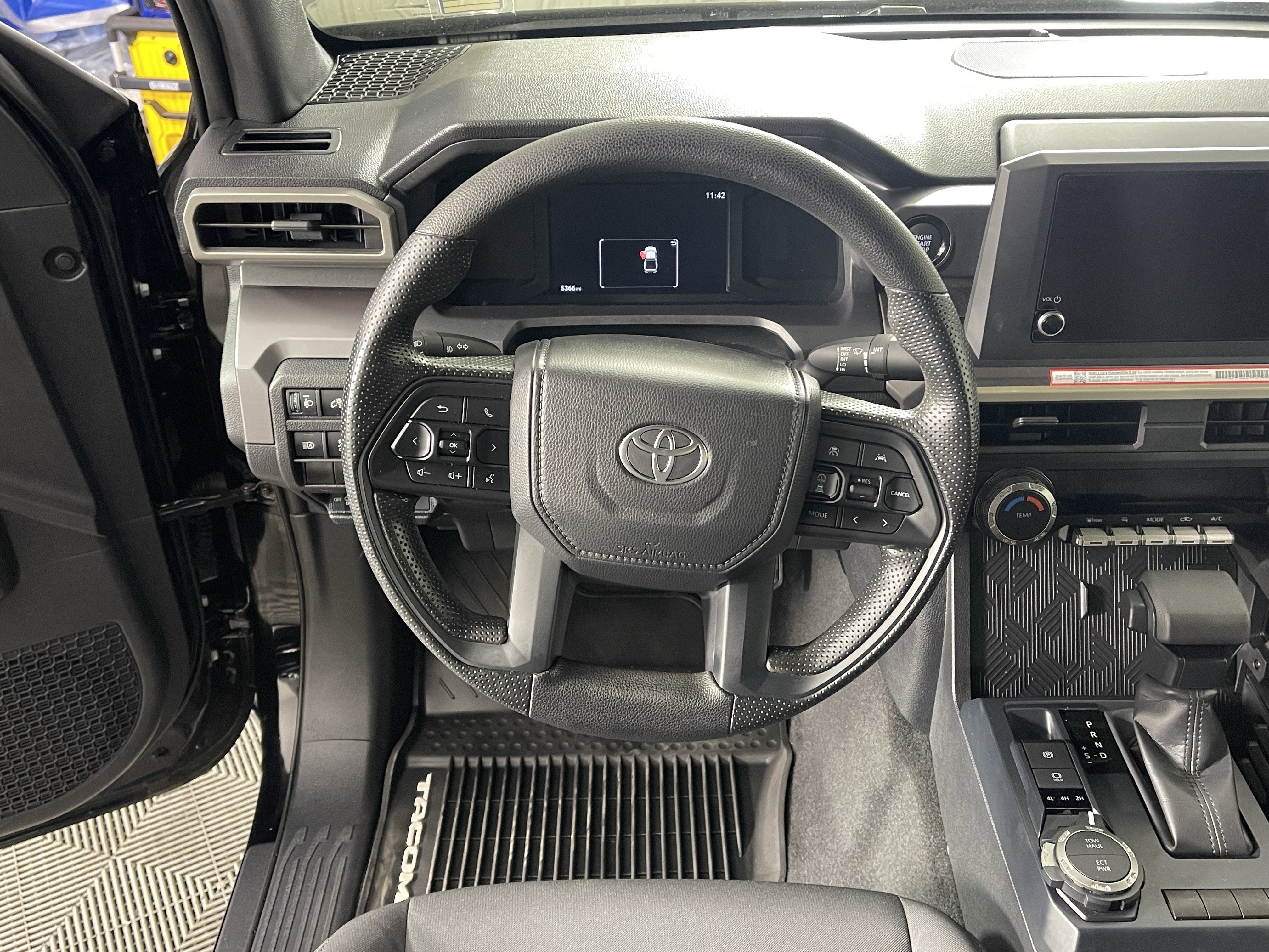 2025 Toyota Tacoma 4WD SR