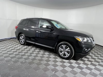 2019 Nissan Pathfinder S