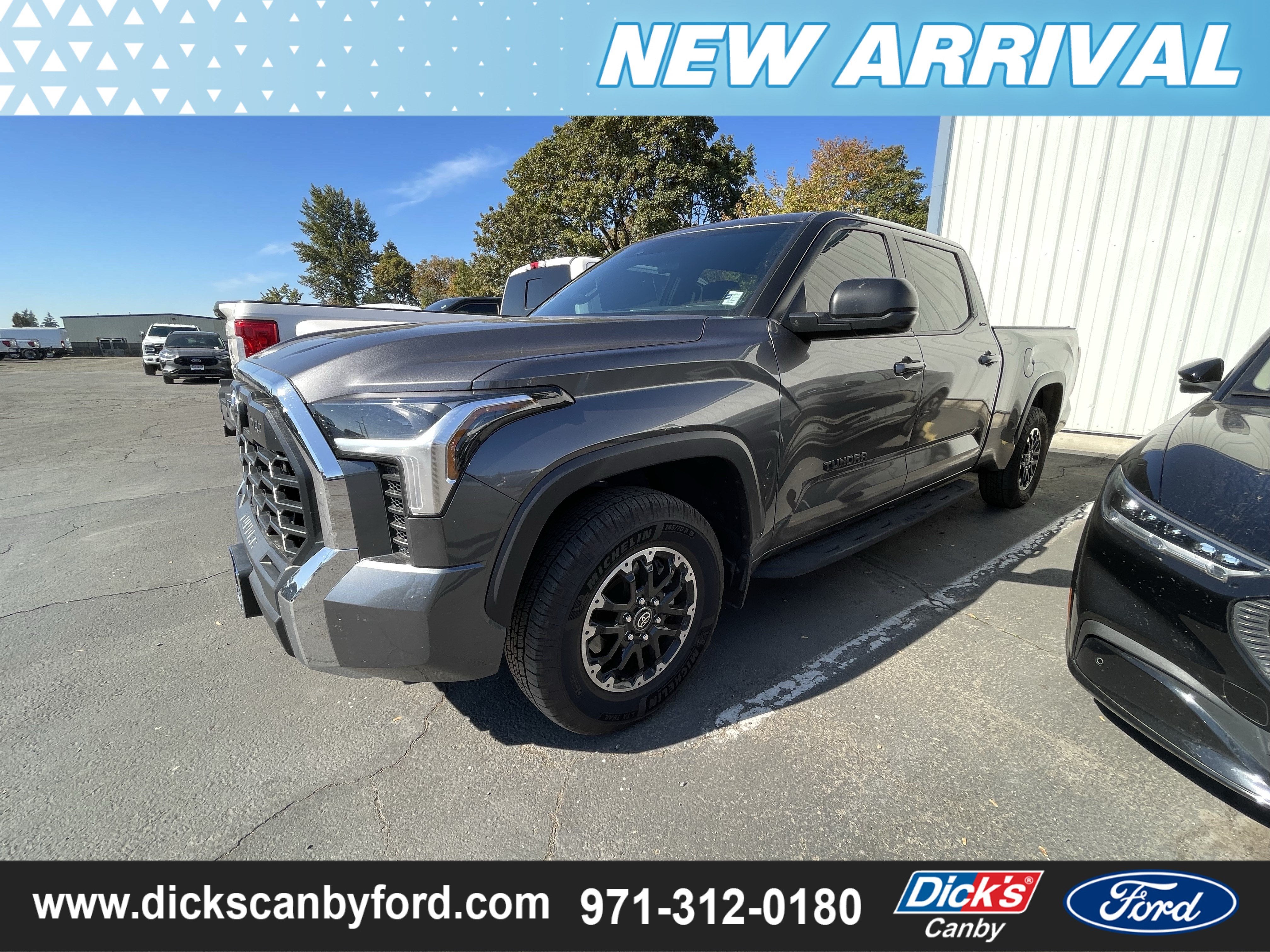 2025 Toyota Tundra 4WD SR5