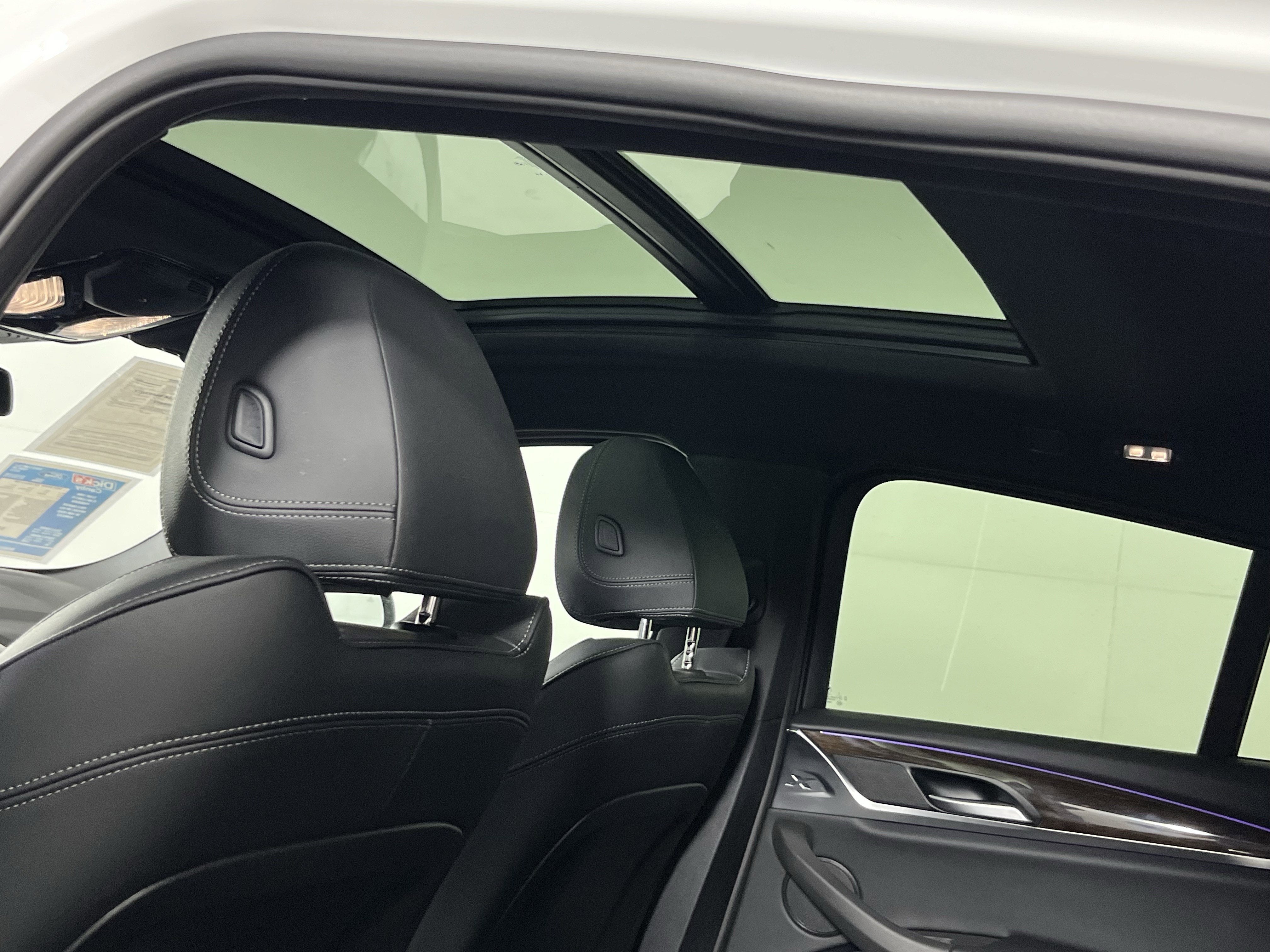 2025 BMW X4 xDrive30i