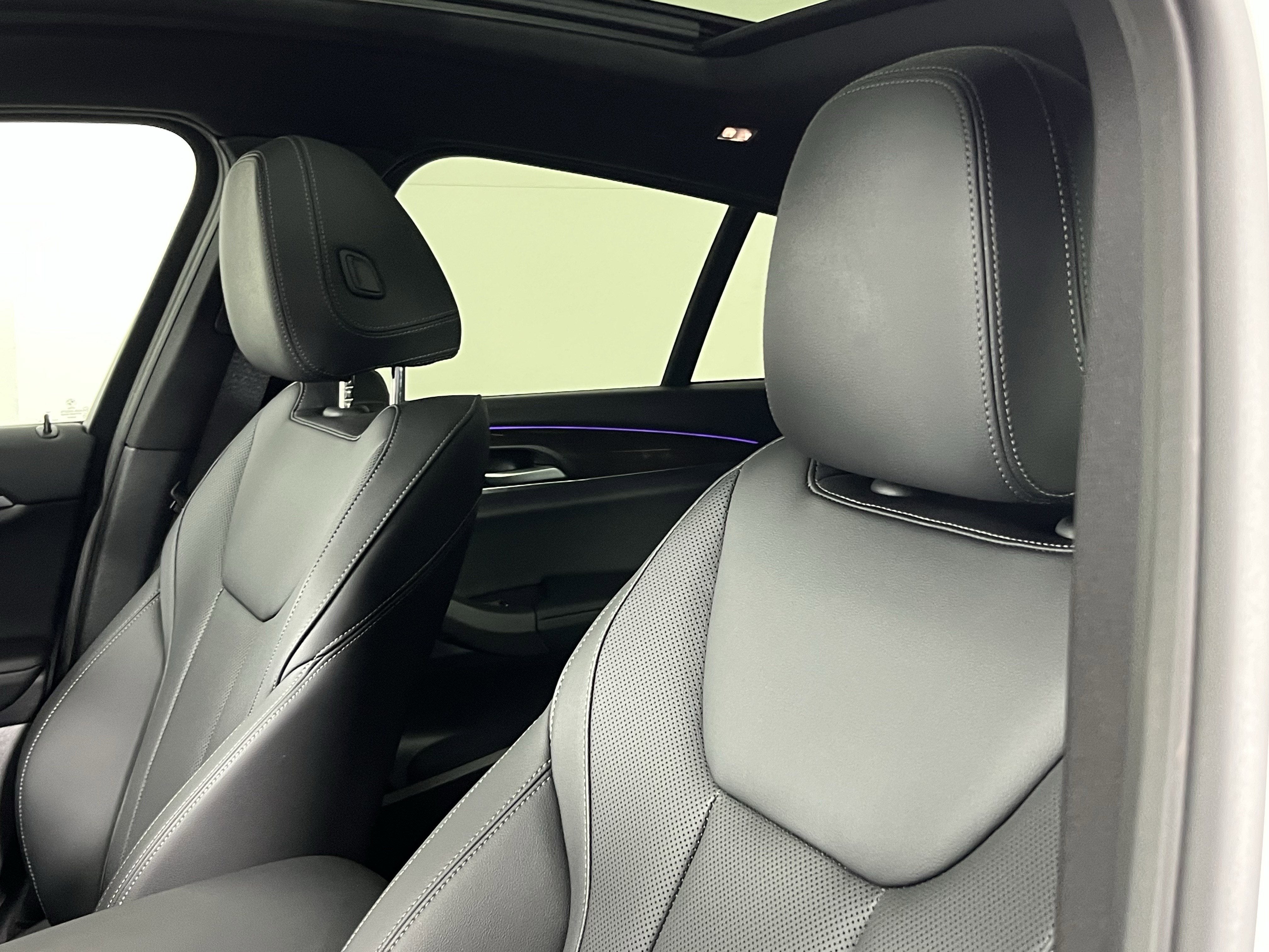 2025 BMW X4 xDrive30i