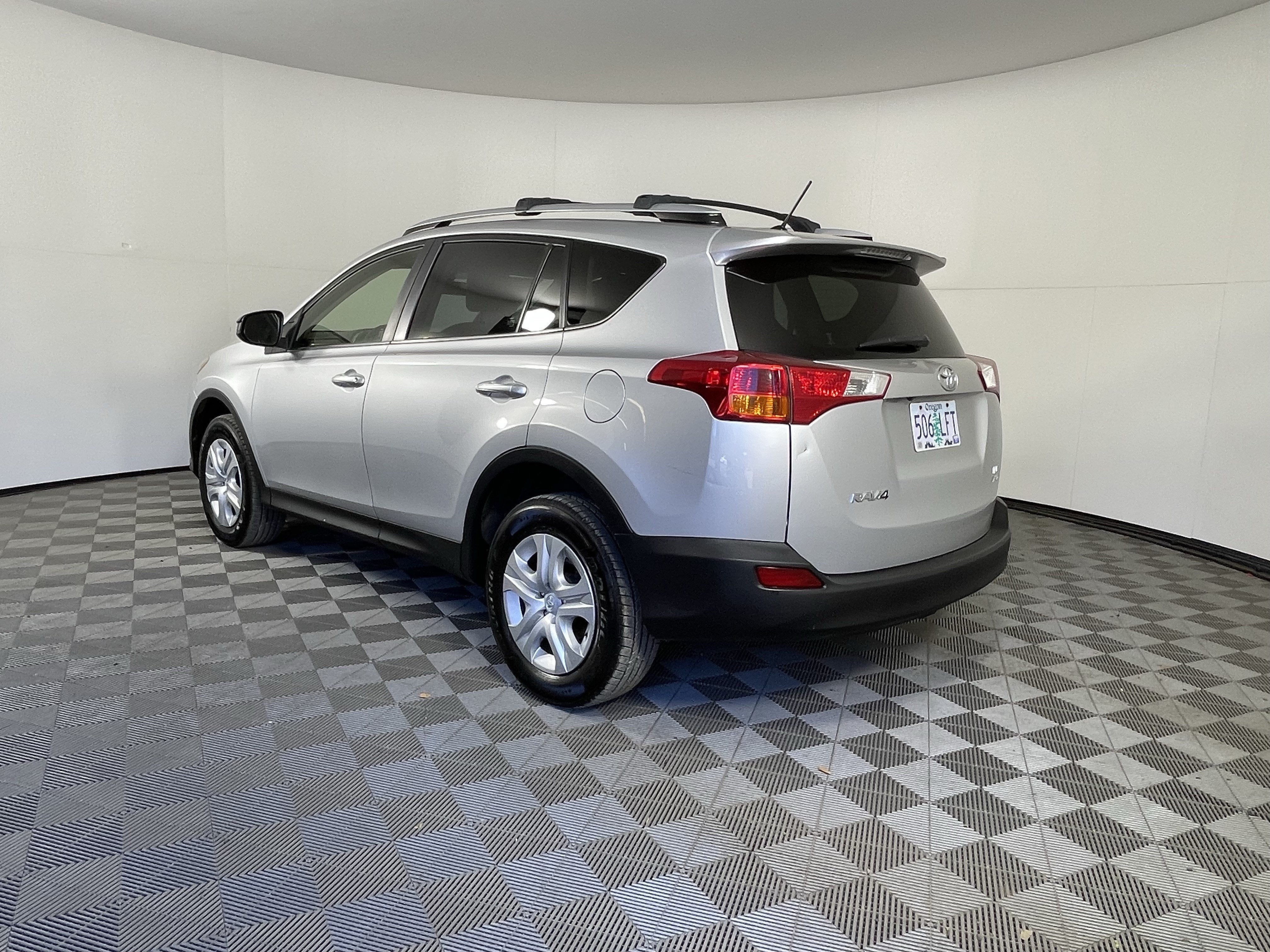 2013 Toyota RAV4 LE