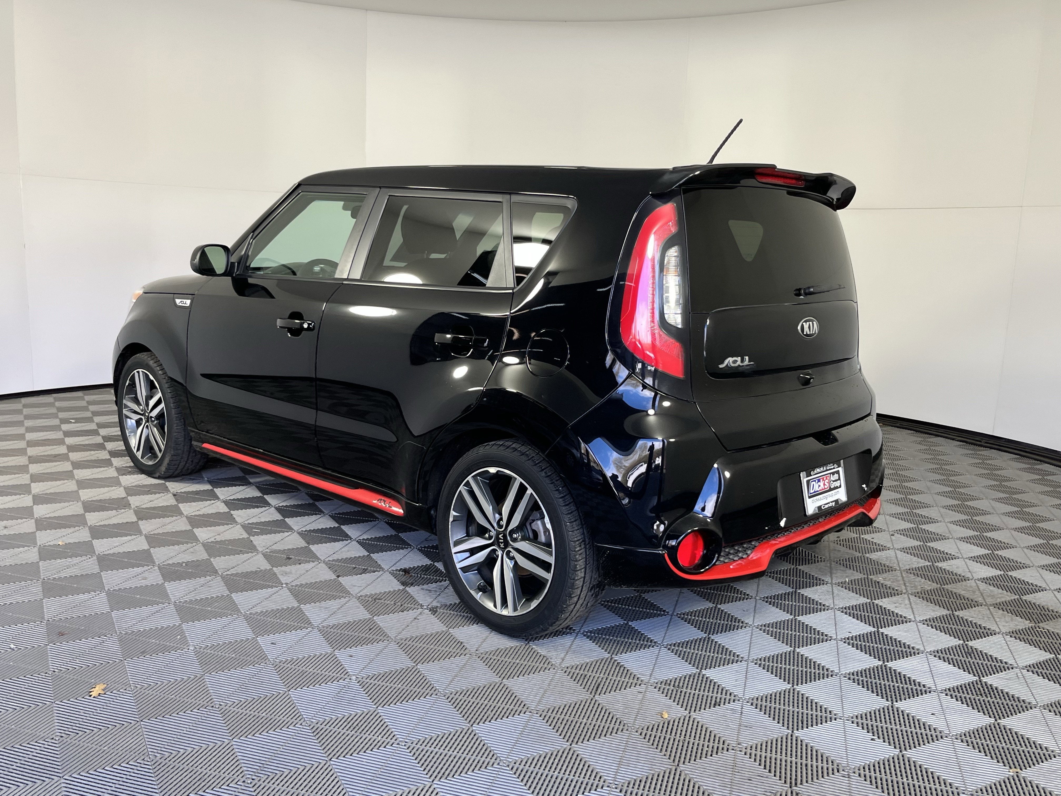 2015 Kia Soul +