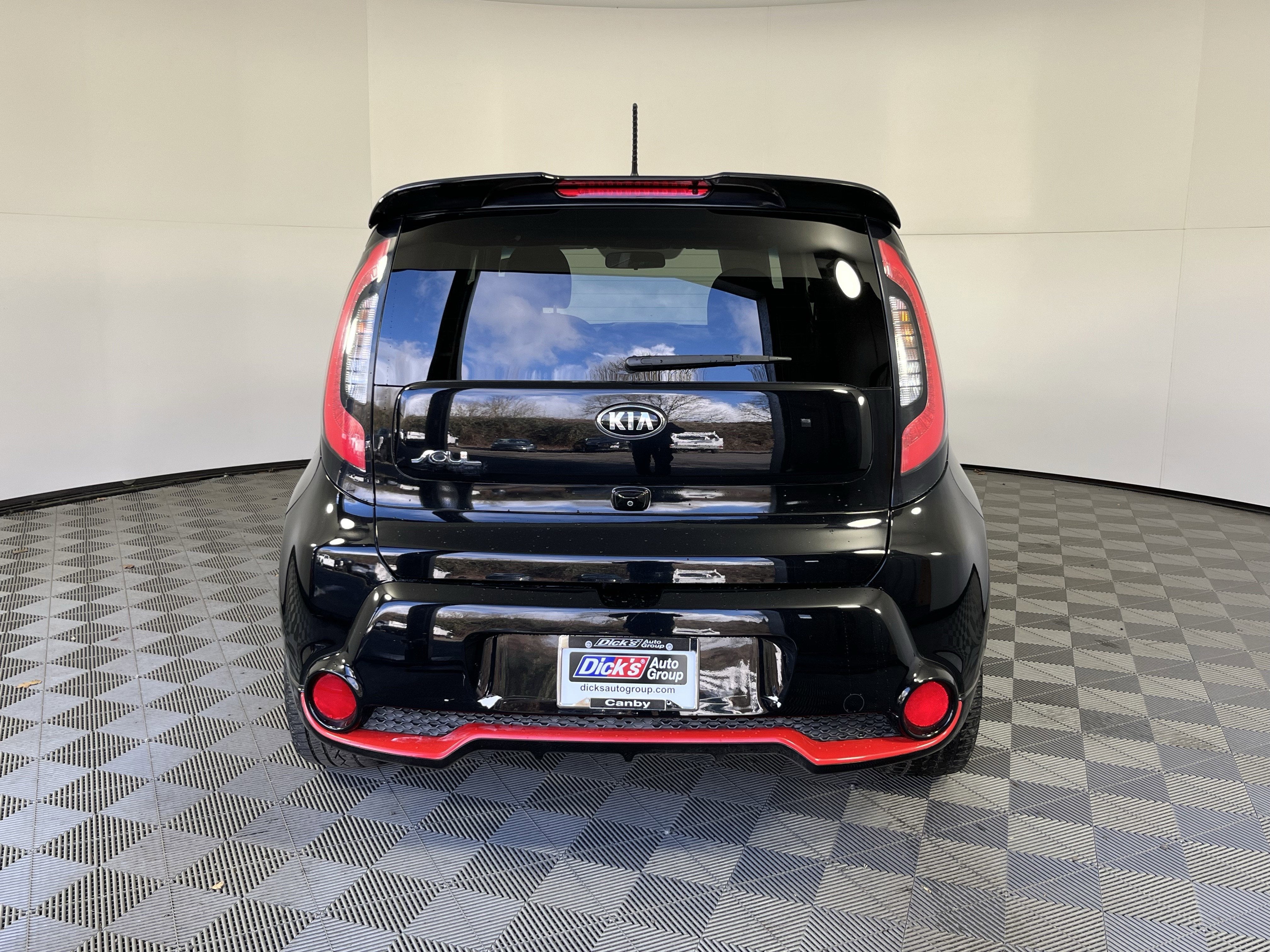 2015 Kia Soul +
