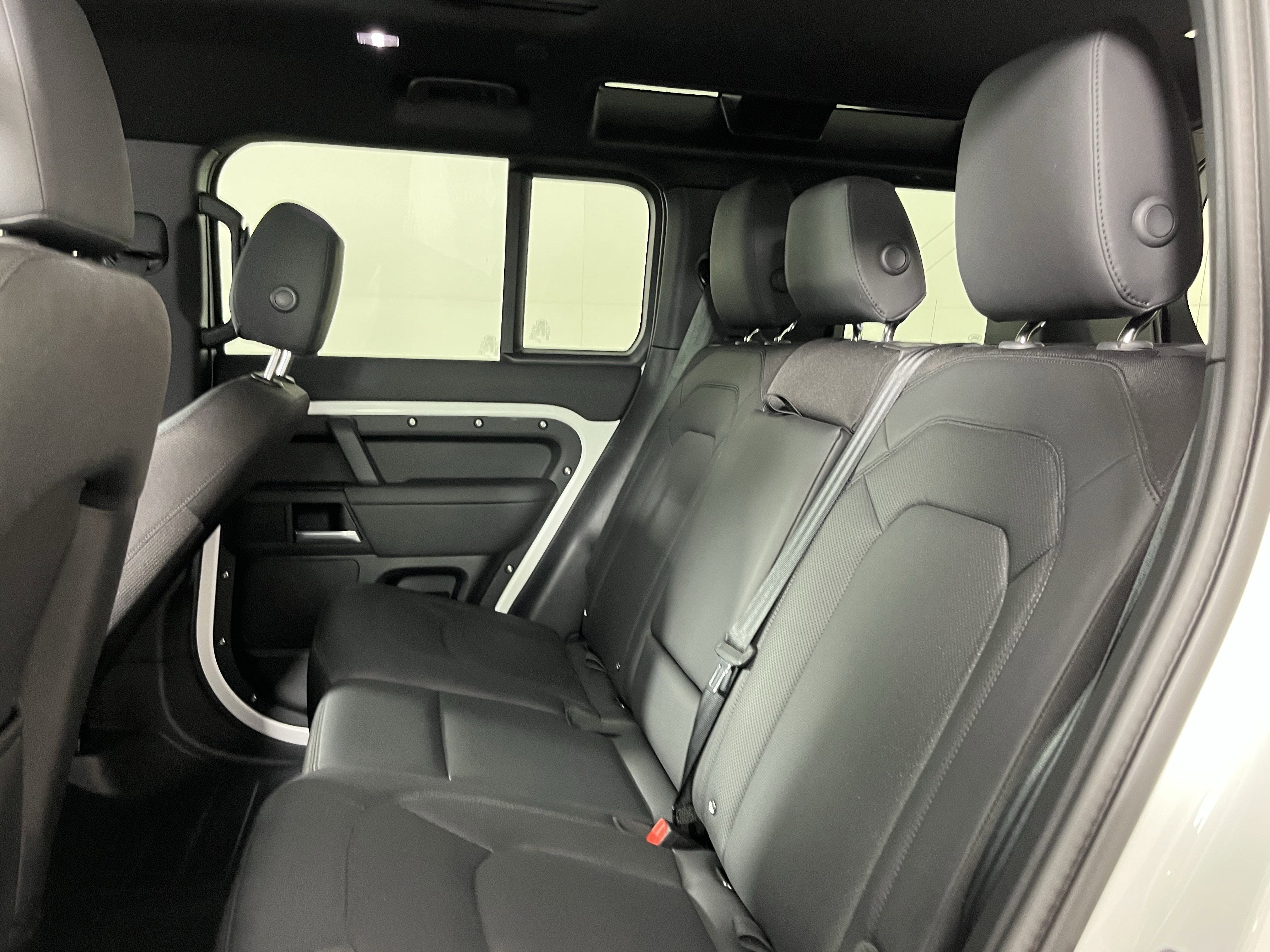 2025 Land Rover Defender S