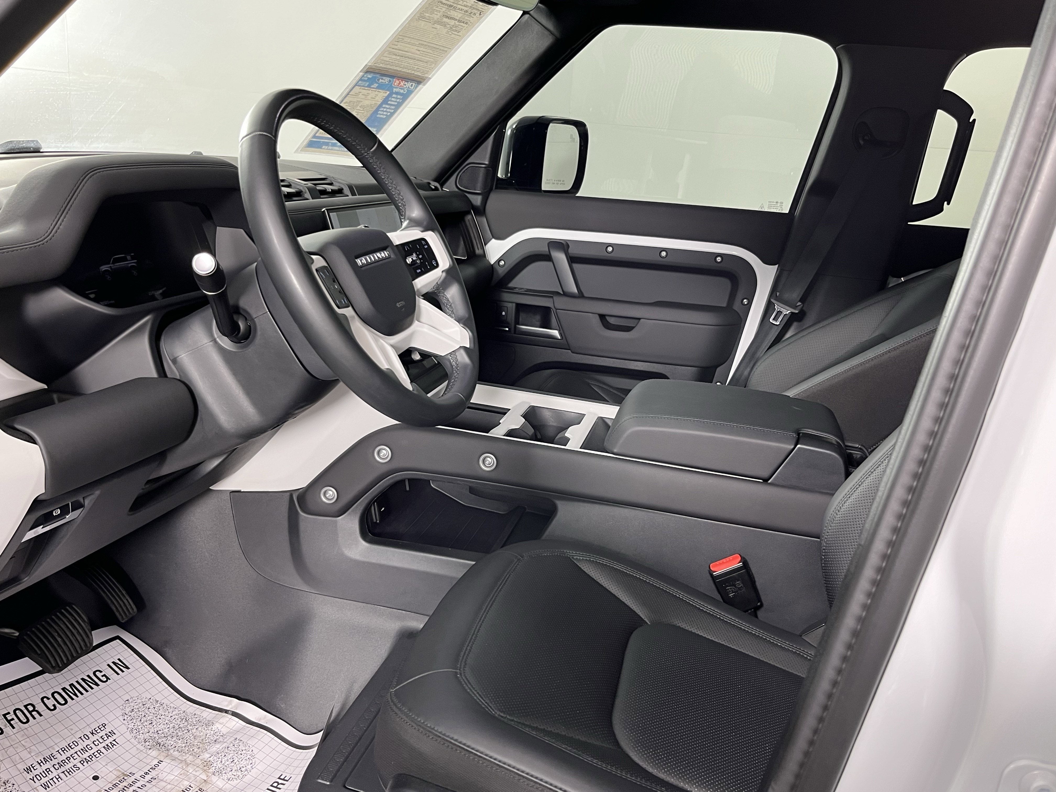 2025 Land Rover Defender S