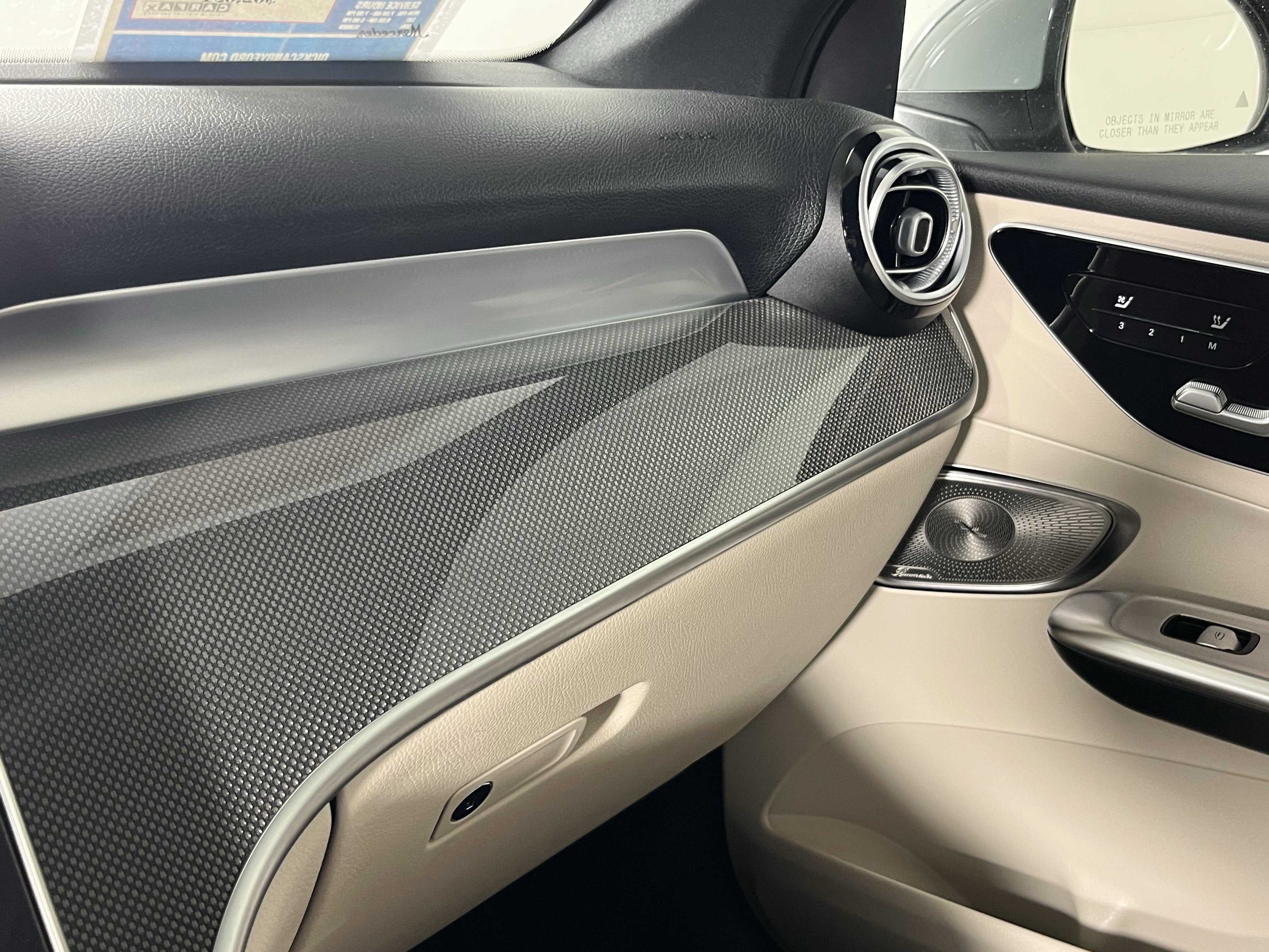 2025 Mercedes-Benz GLC GLC 300