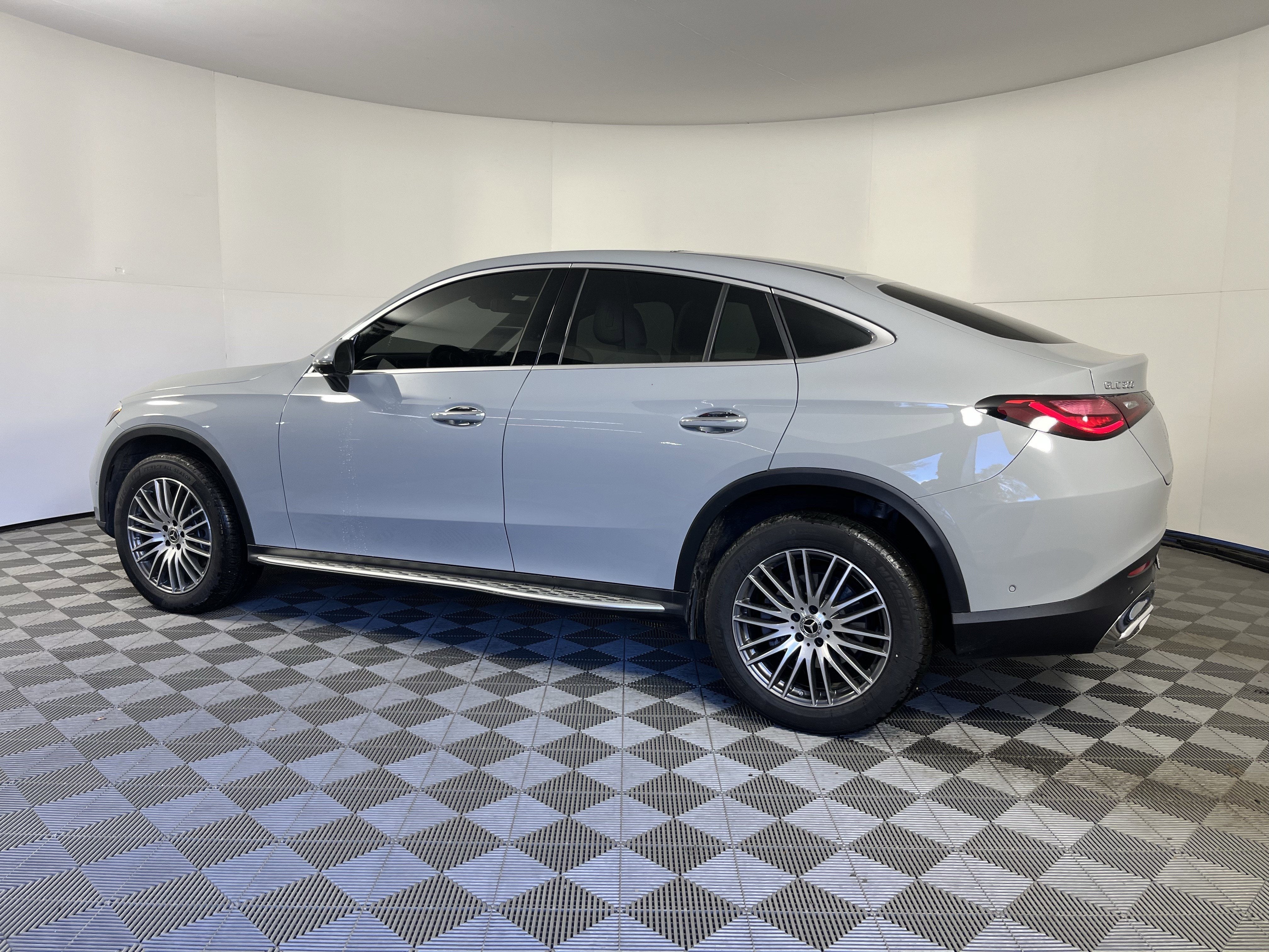 2025 Mercedes-Benz GLC GLC 300