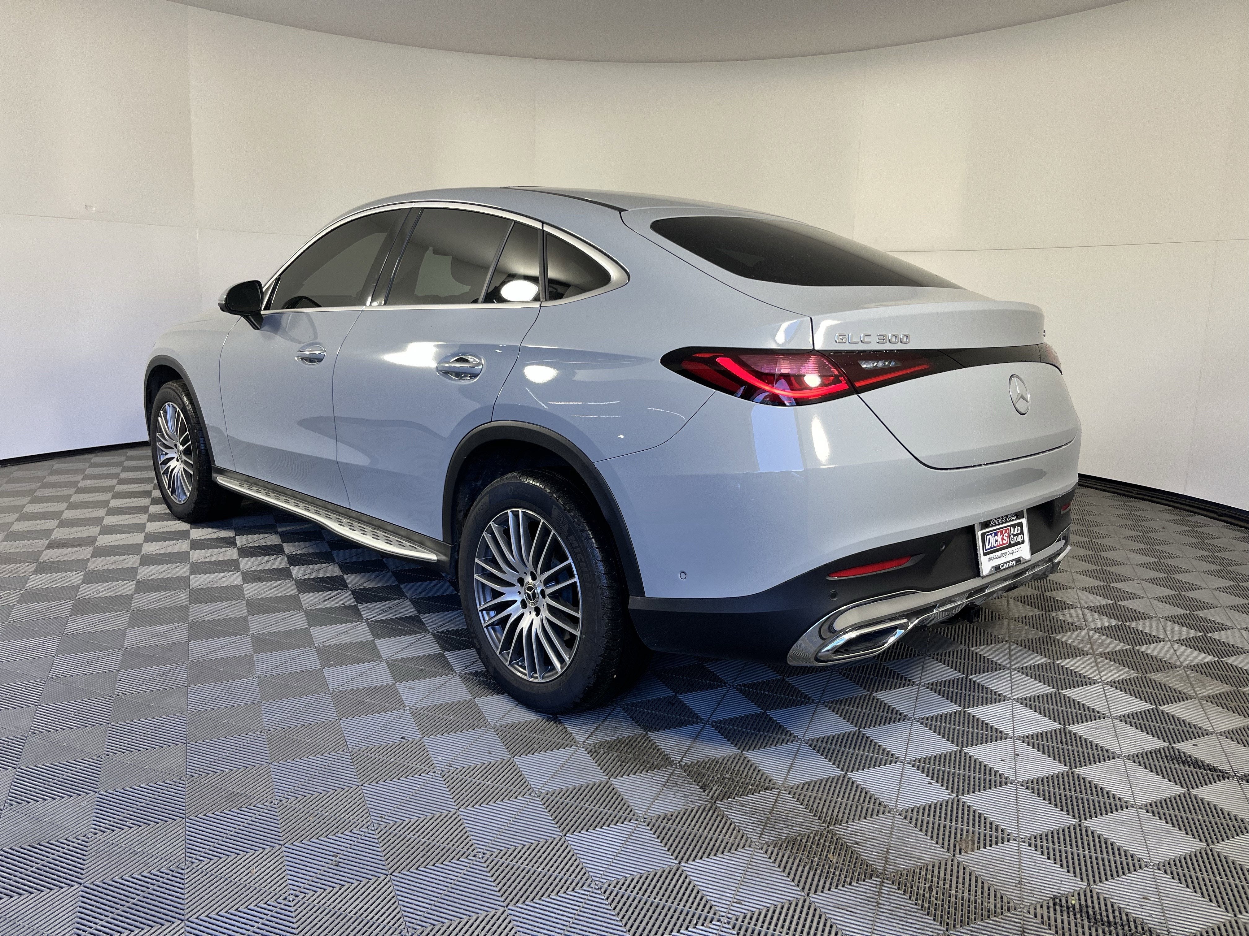 2025 Mercedes-Benz GLC GLC 300