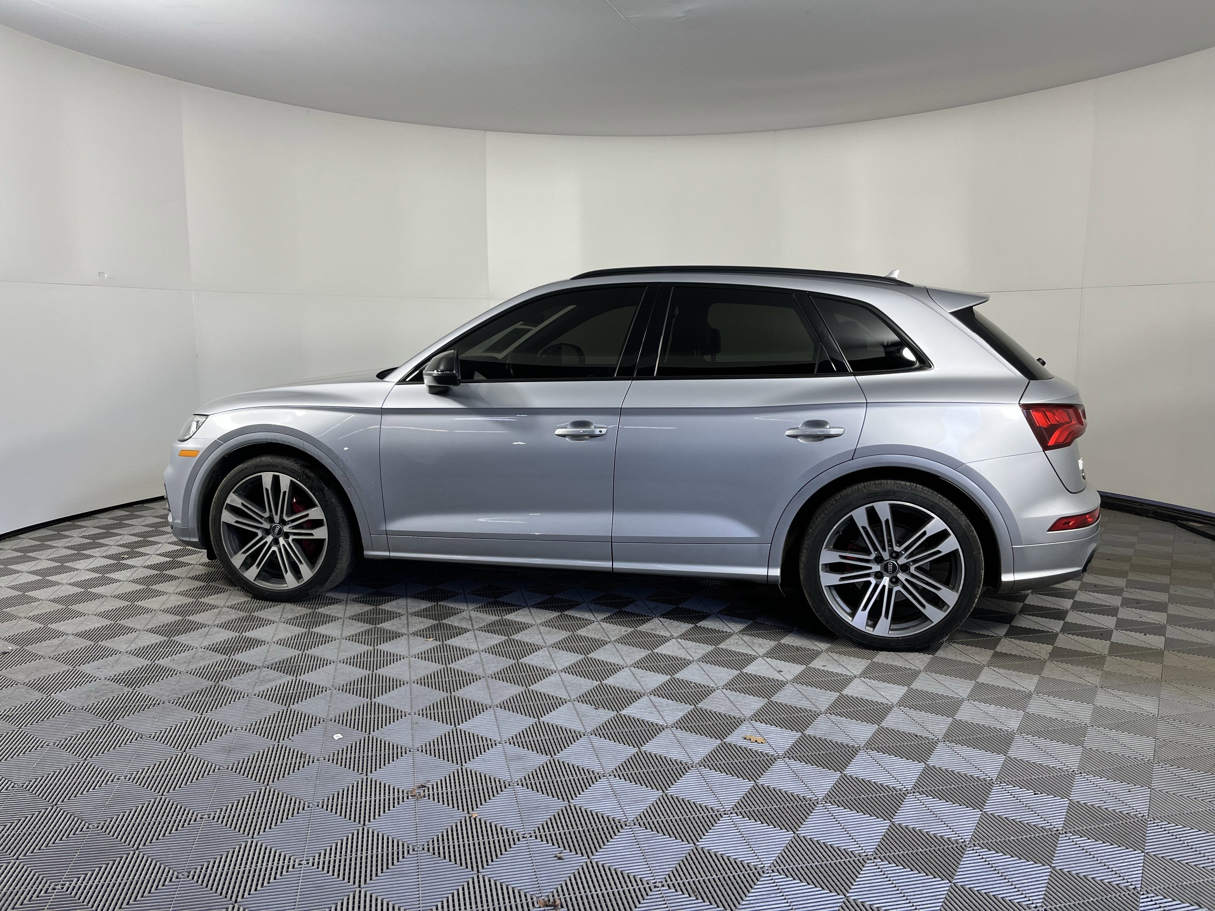 2019 Audi SQ5 Premium Plus