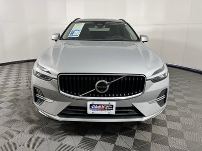 2022 Volvo XC60 Momentum