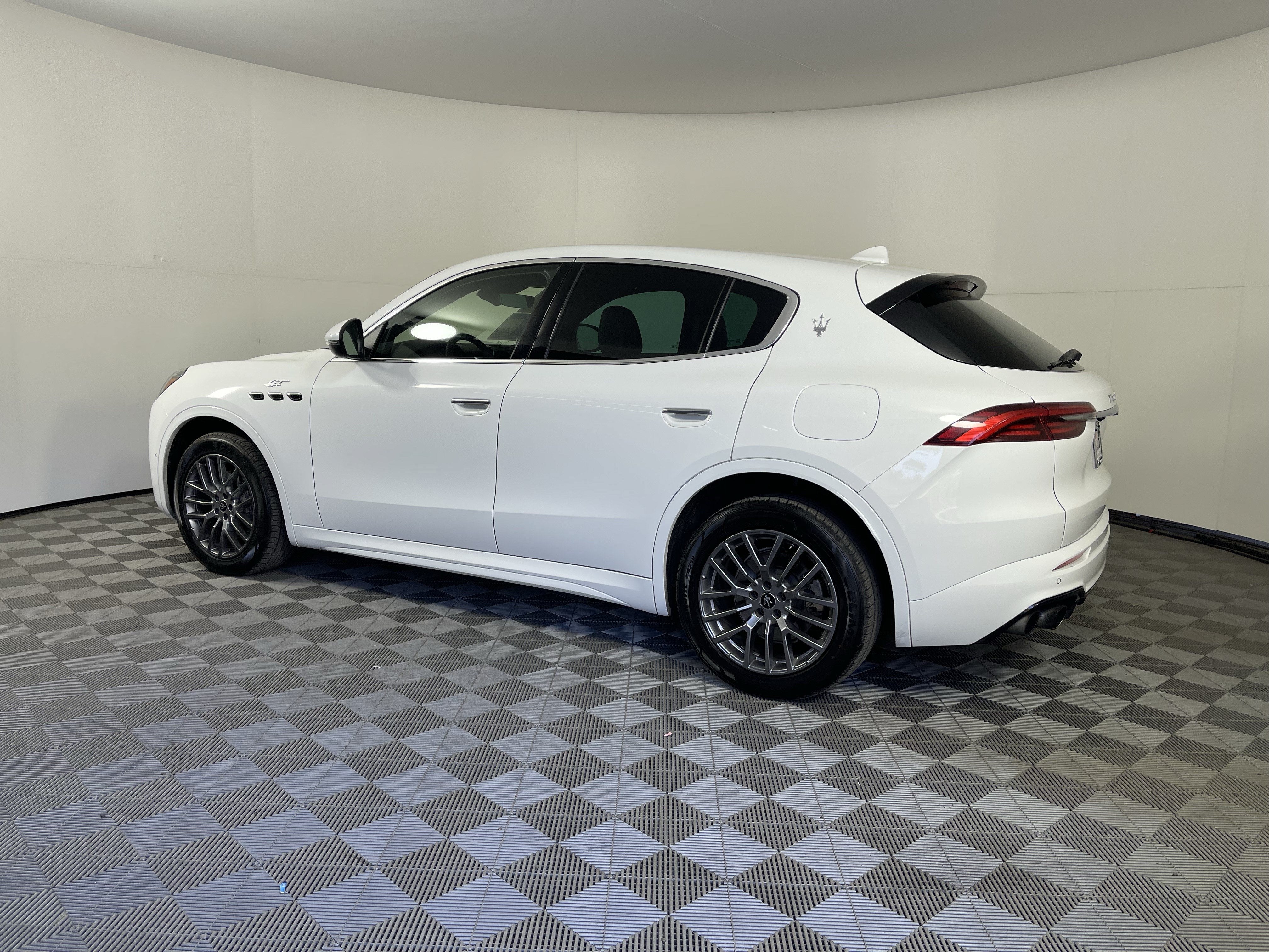 2024 Maserati Grecale GT
