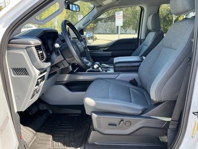 2024 Ford F-150 Lightning Flash
