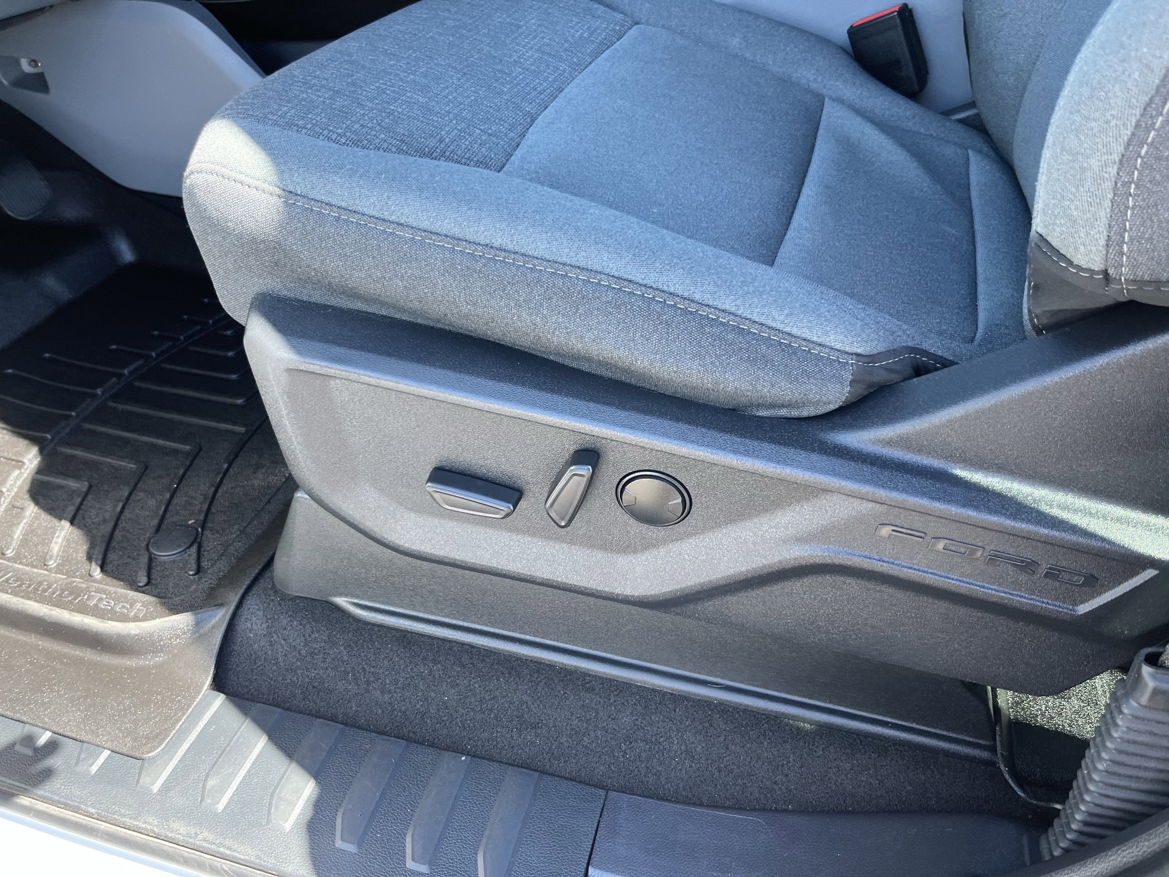 2024 Ford F-150 Lightning Flash