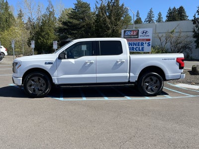 2024 Ford F-150 Lightning Flash