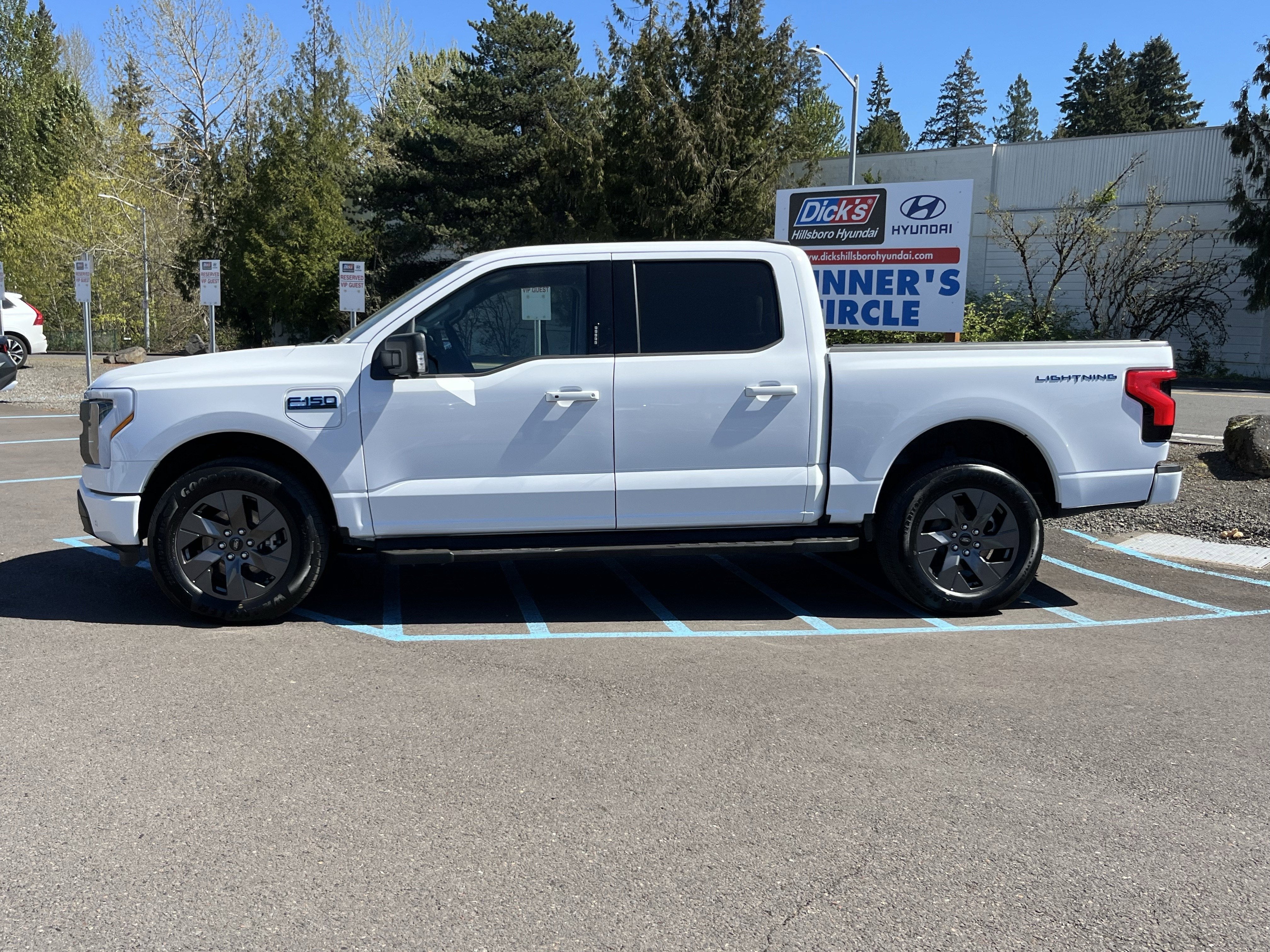 2024 Ford F-150 Lightning Flash