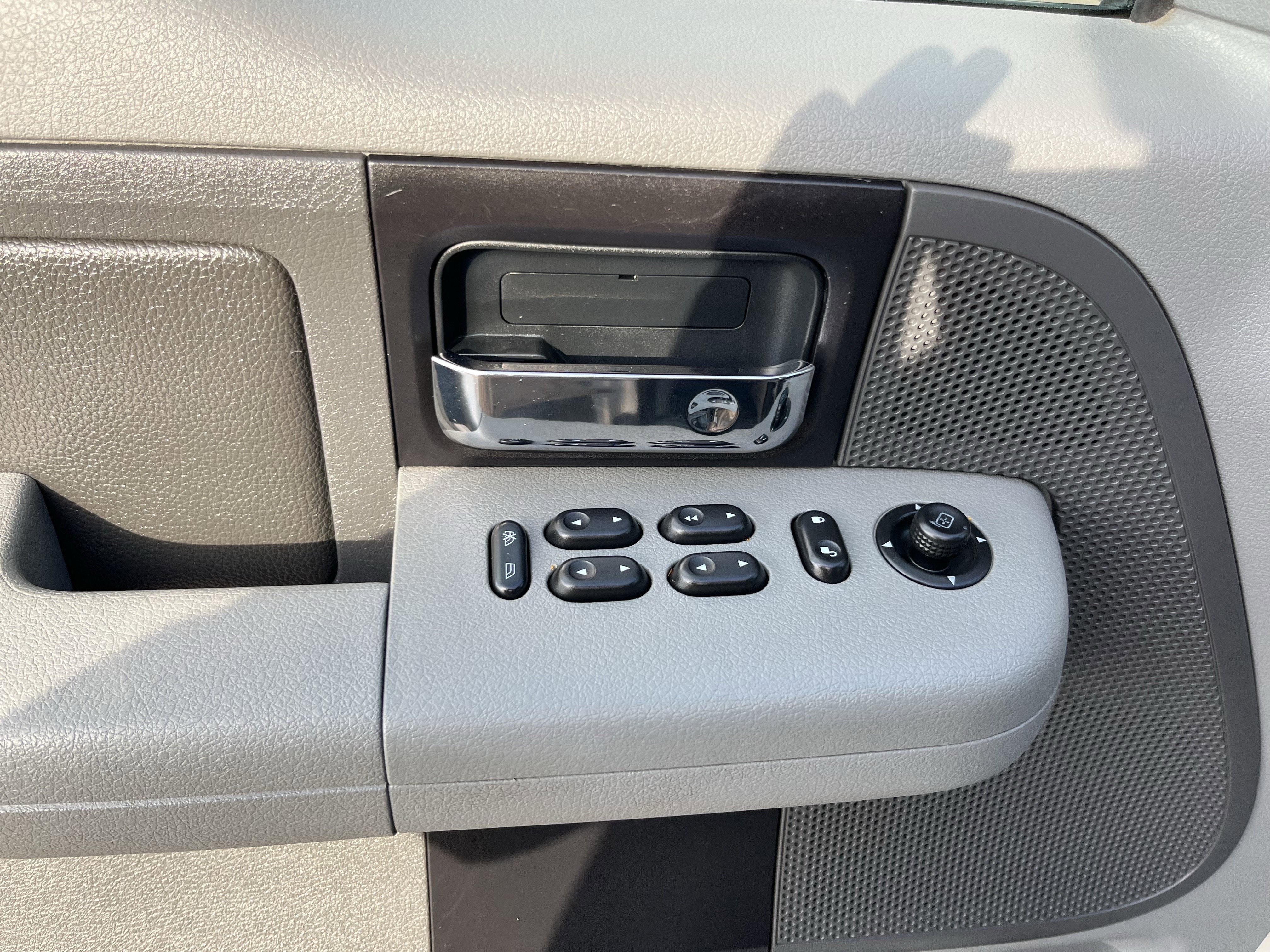 2004 Ford F-150 Supercab 133 XLT 4WD