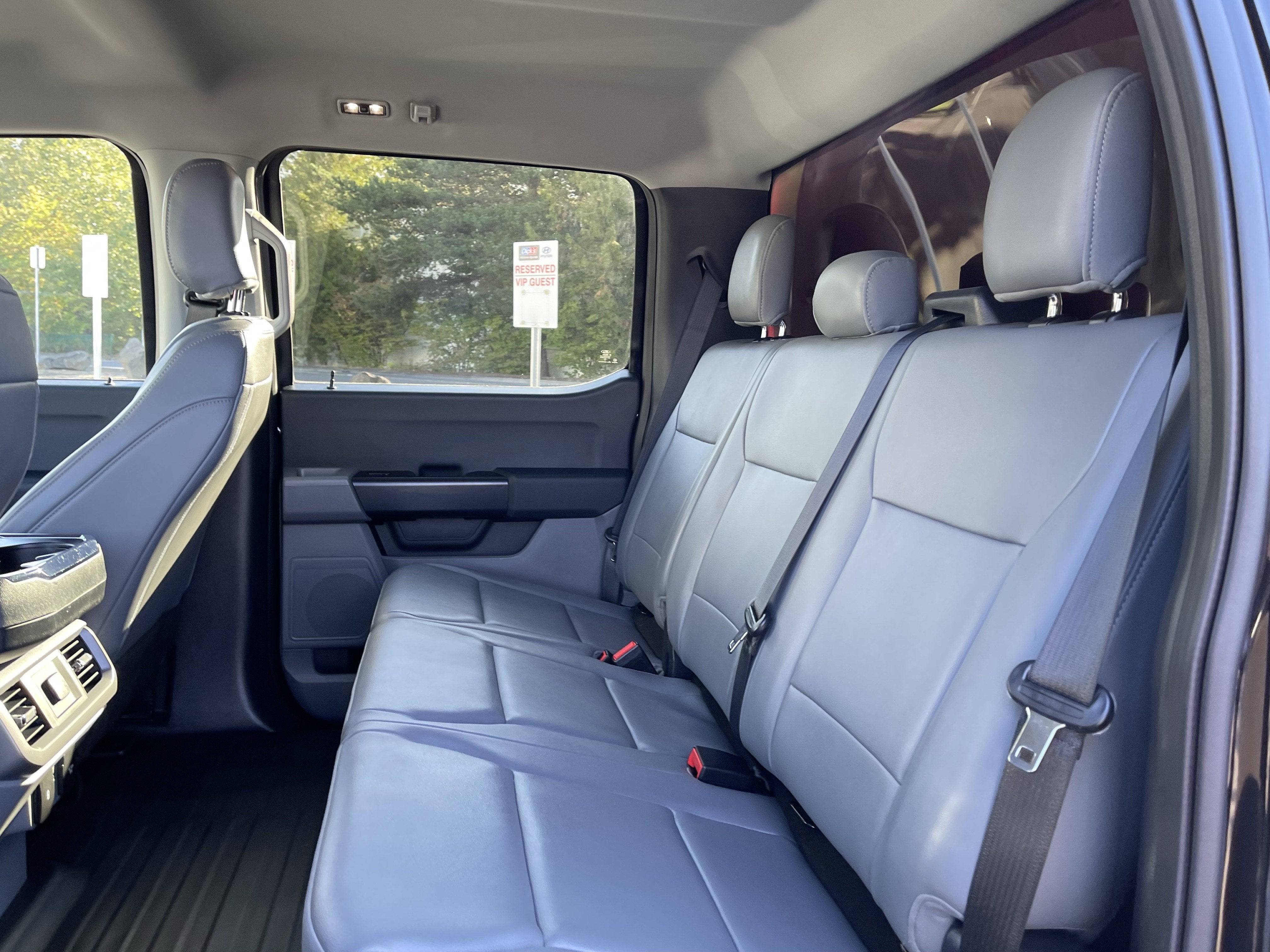2022 Ford F-150 Lightning Pro 4WD SuperCrew 5.5' Box