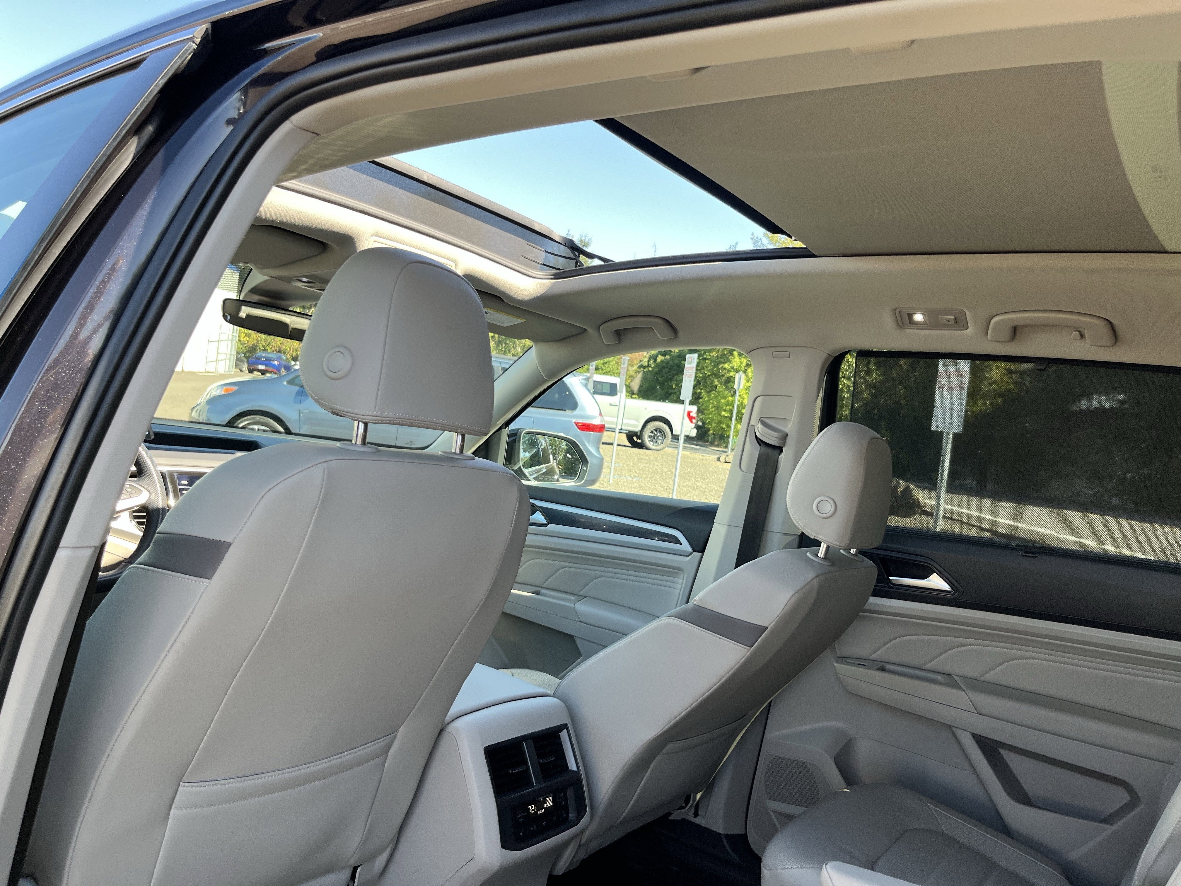 2023 Volkswagen Atlas 3.6L V6 SEL Premium R-Line