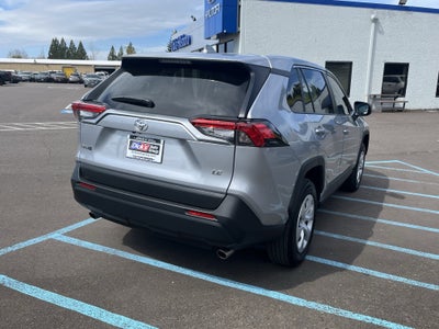 2025 Toyota RAV4 LE