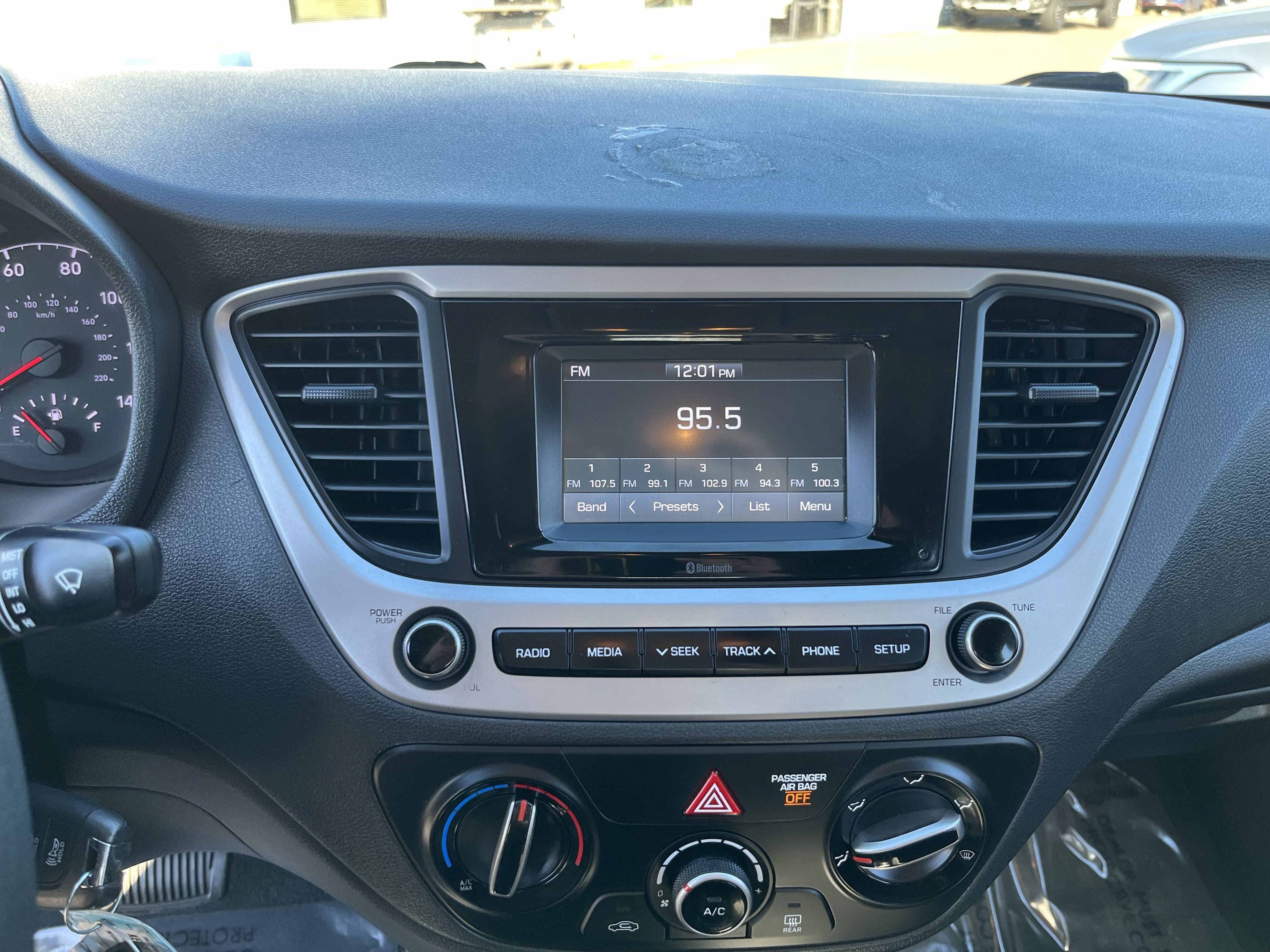 2019 Hyundai Accent SE