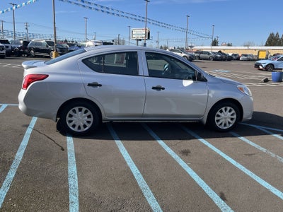 2014 Nissan Versa S Plus