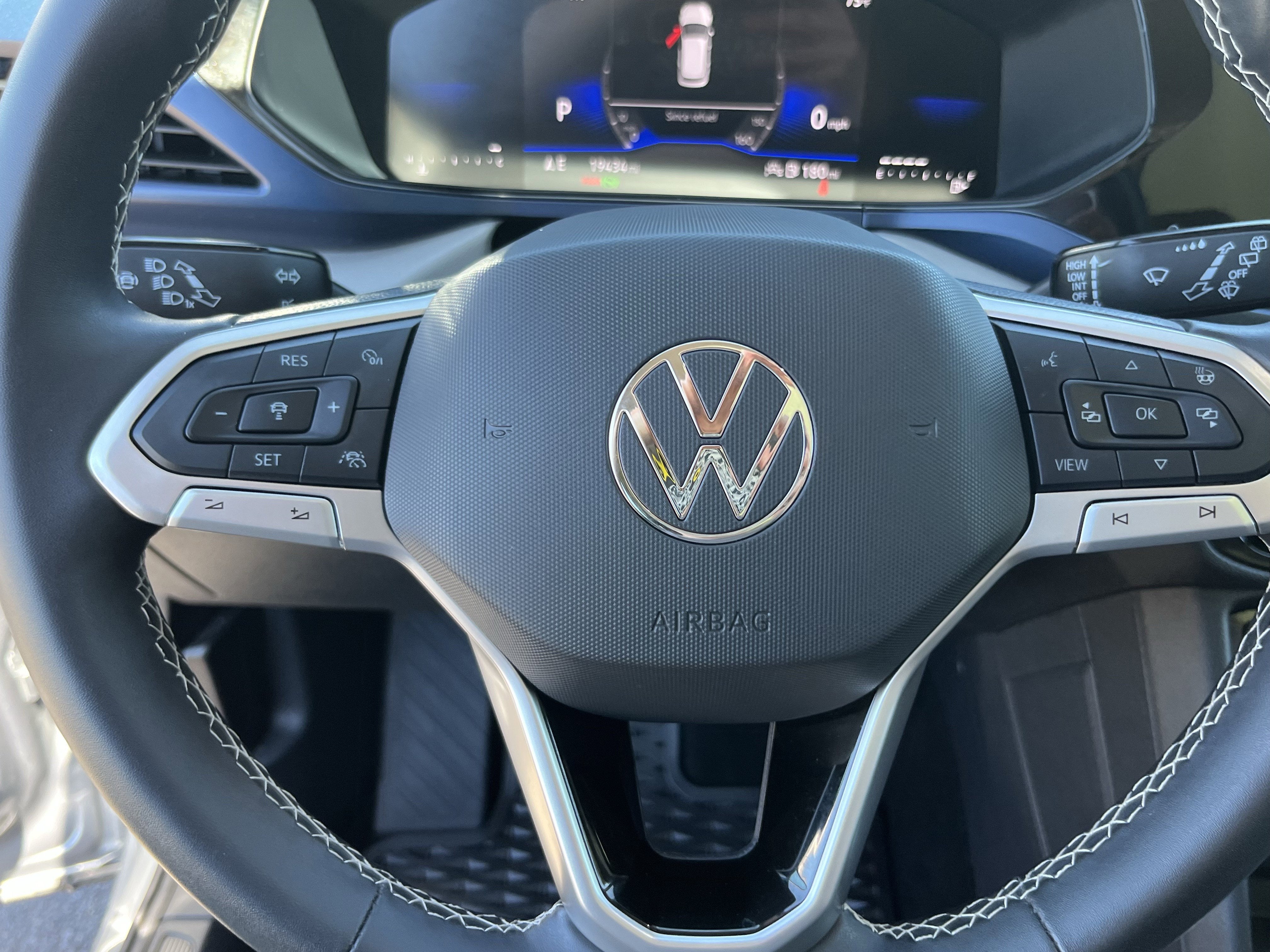 2024 Volkswagen Taos SE