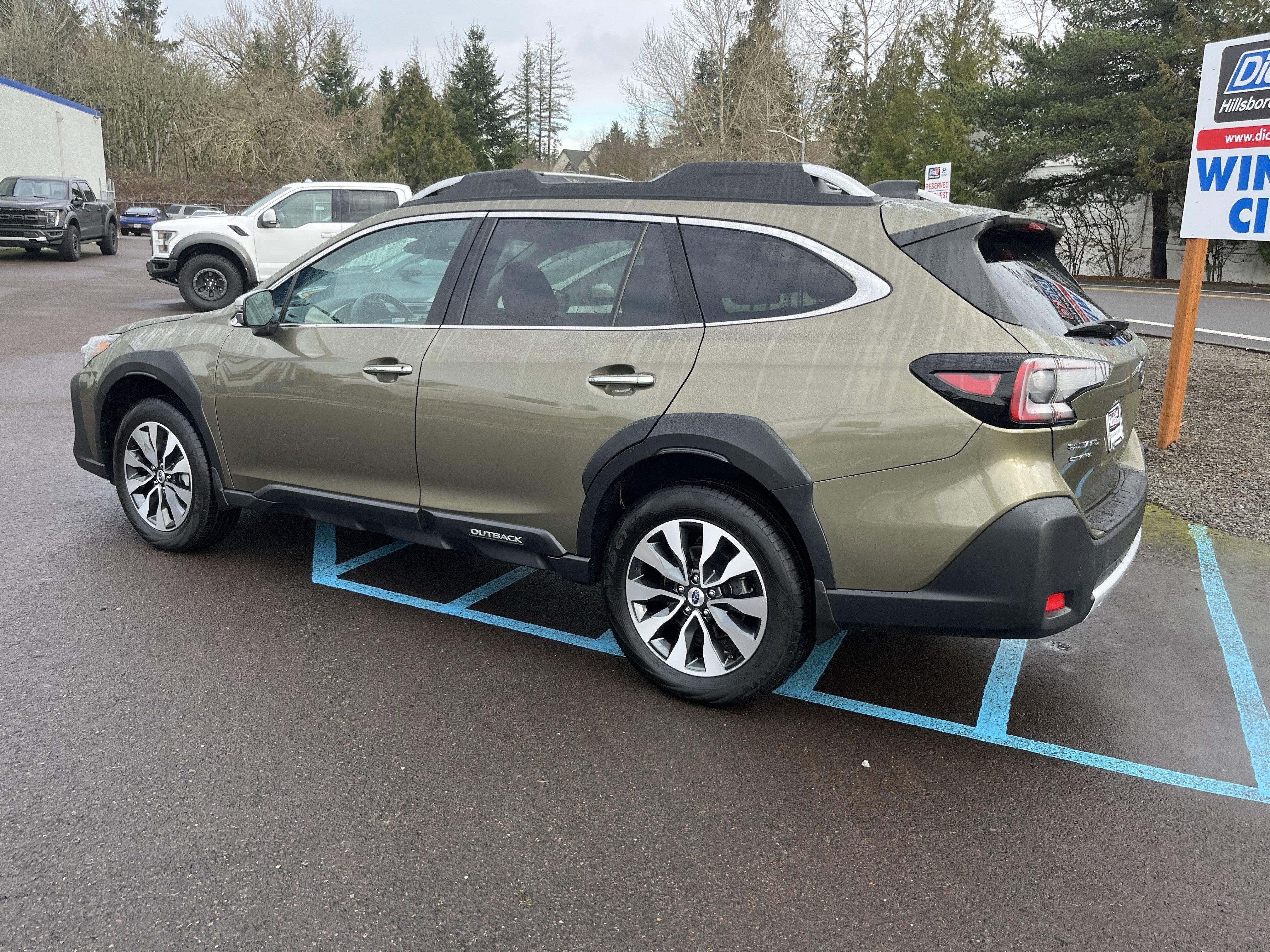 2023 Subaru Outback Touring XT