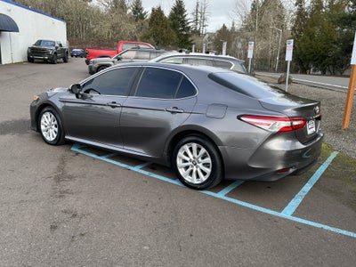 2018 Toyota Camry LE