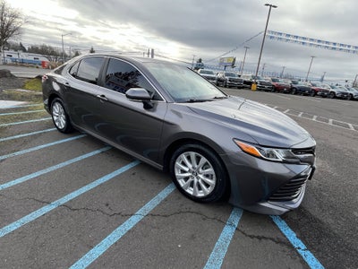 2018 Toyota Camry LE